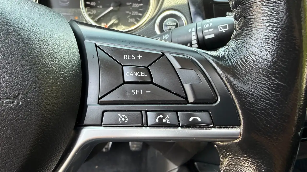 Nissan Qashqai снимка Nissan Qashqai