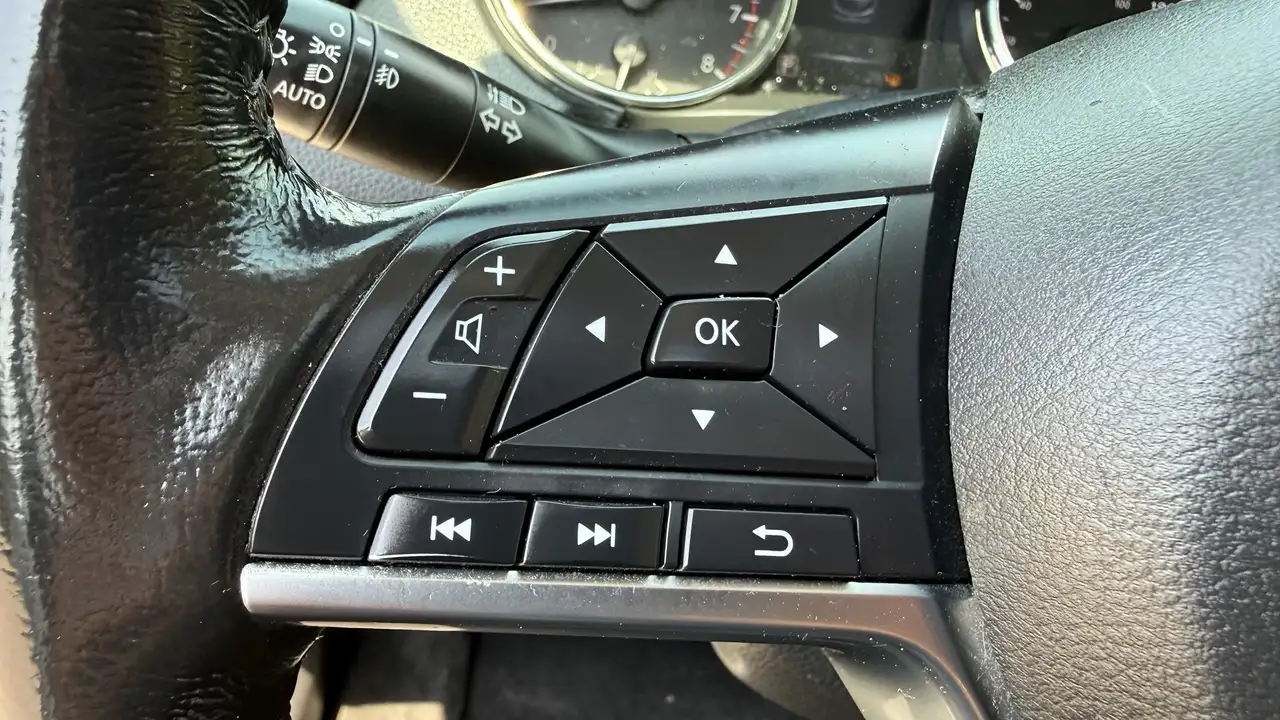 Nissan Qashqai снимка Nissan Qashqai