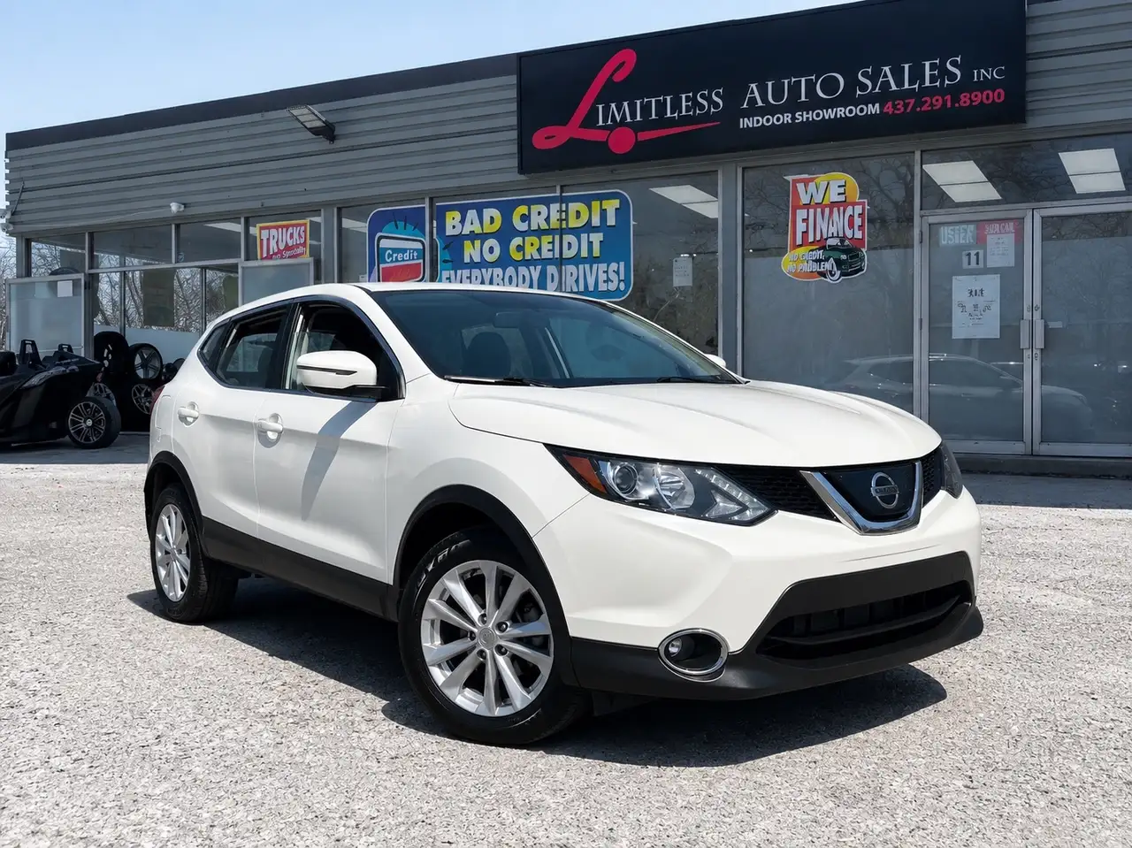 Nissan Qashqai снимка Nissan Qashqai