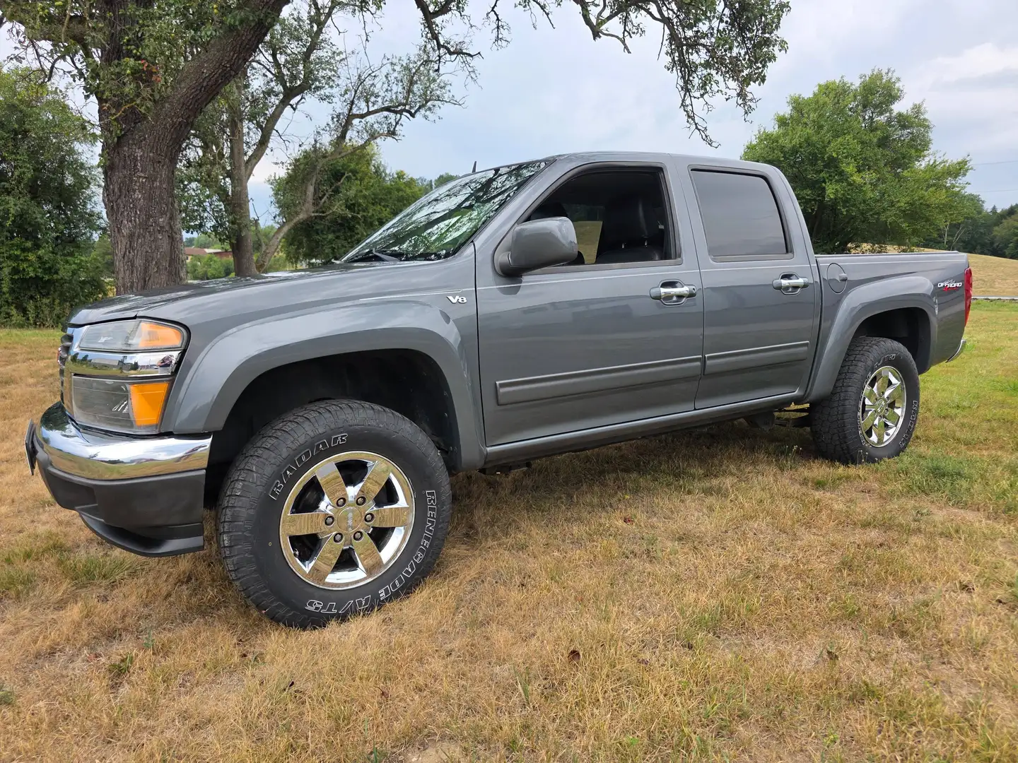 GMC Canyon Pick up Grau - 2