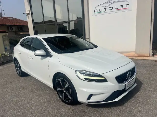Volvo V40 2.0 d2 R-design