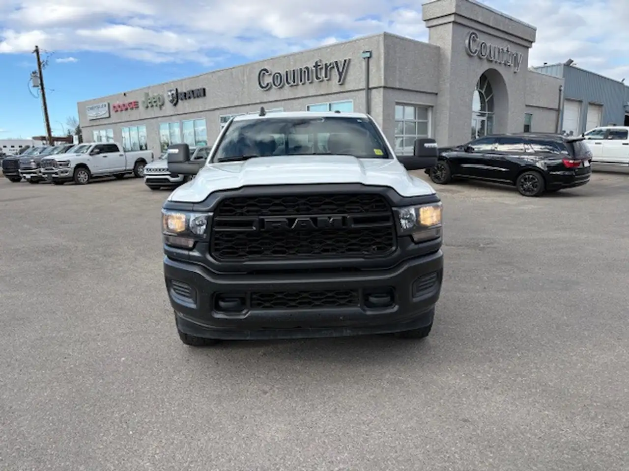 RAM 3500 снимка RAM 3500