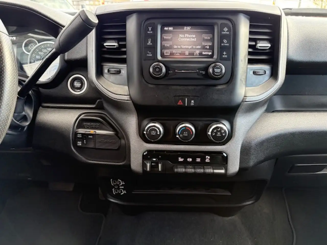 RAM 3500 снимка RAM 3500
