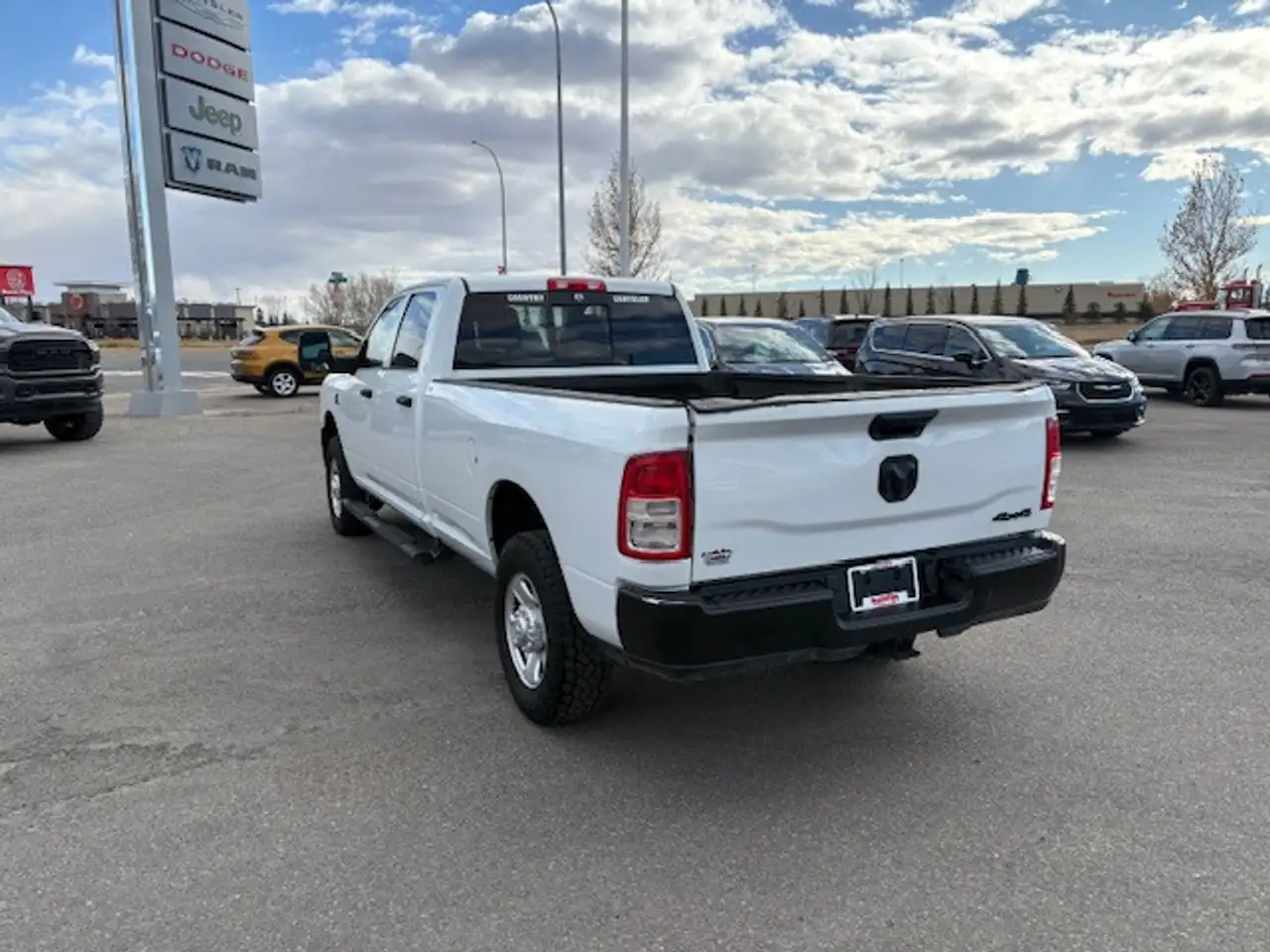 RAM 3500 снимка RAM 3500
