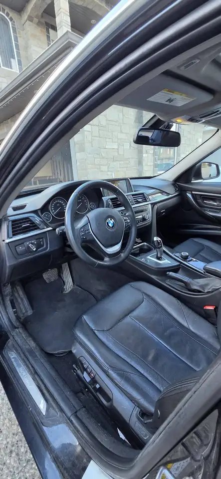 BMW 3 Series снимка BMW 3 Series