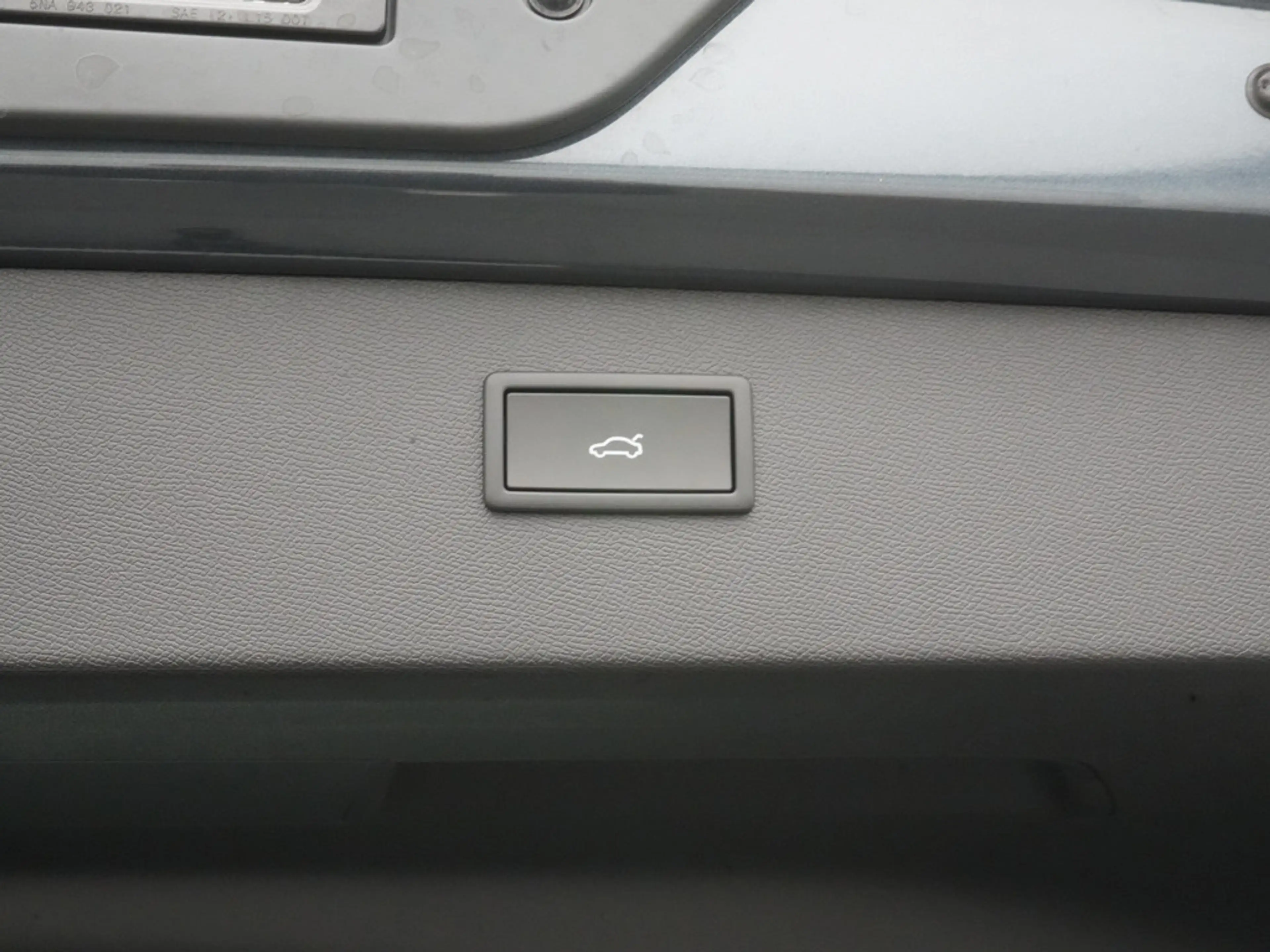 CUPRA Formentor DSG e-Hybrid MATRIX AHK DCC 360° — photo 7