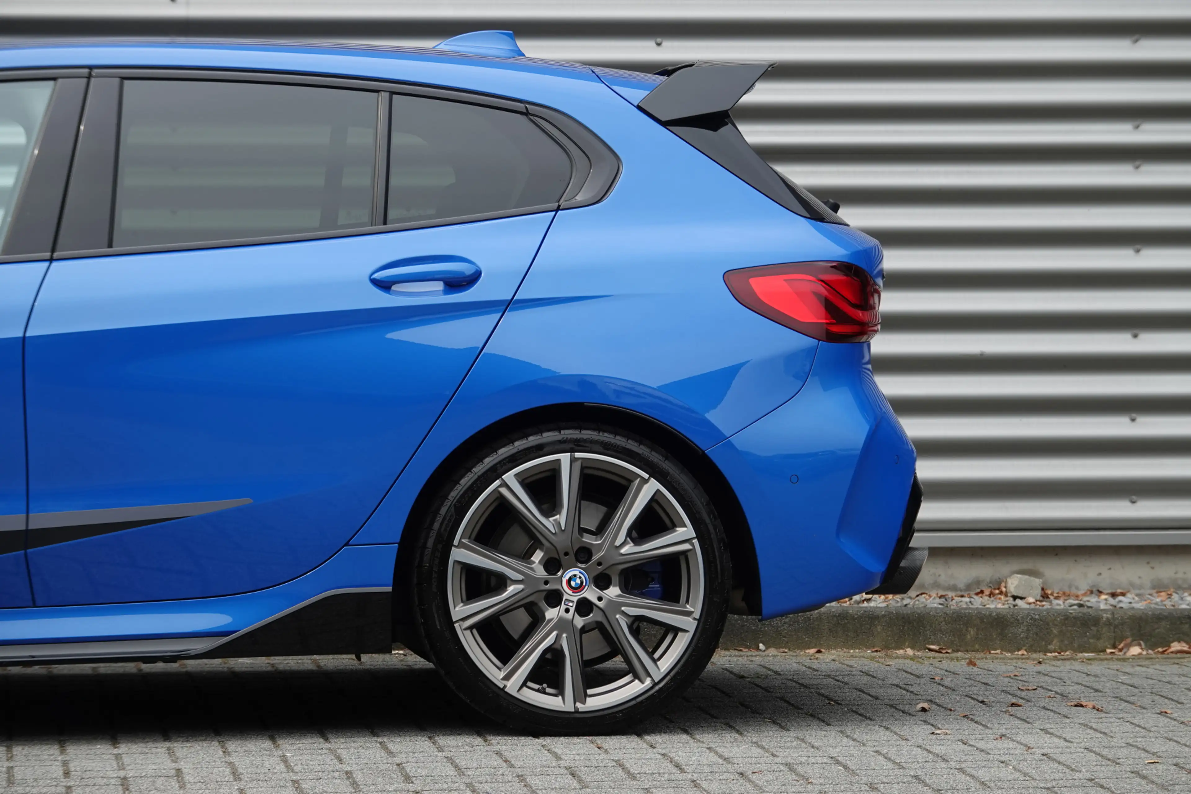BMW 135 1-serie M135i xDrive High Executive | M Performanc — photo 11