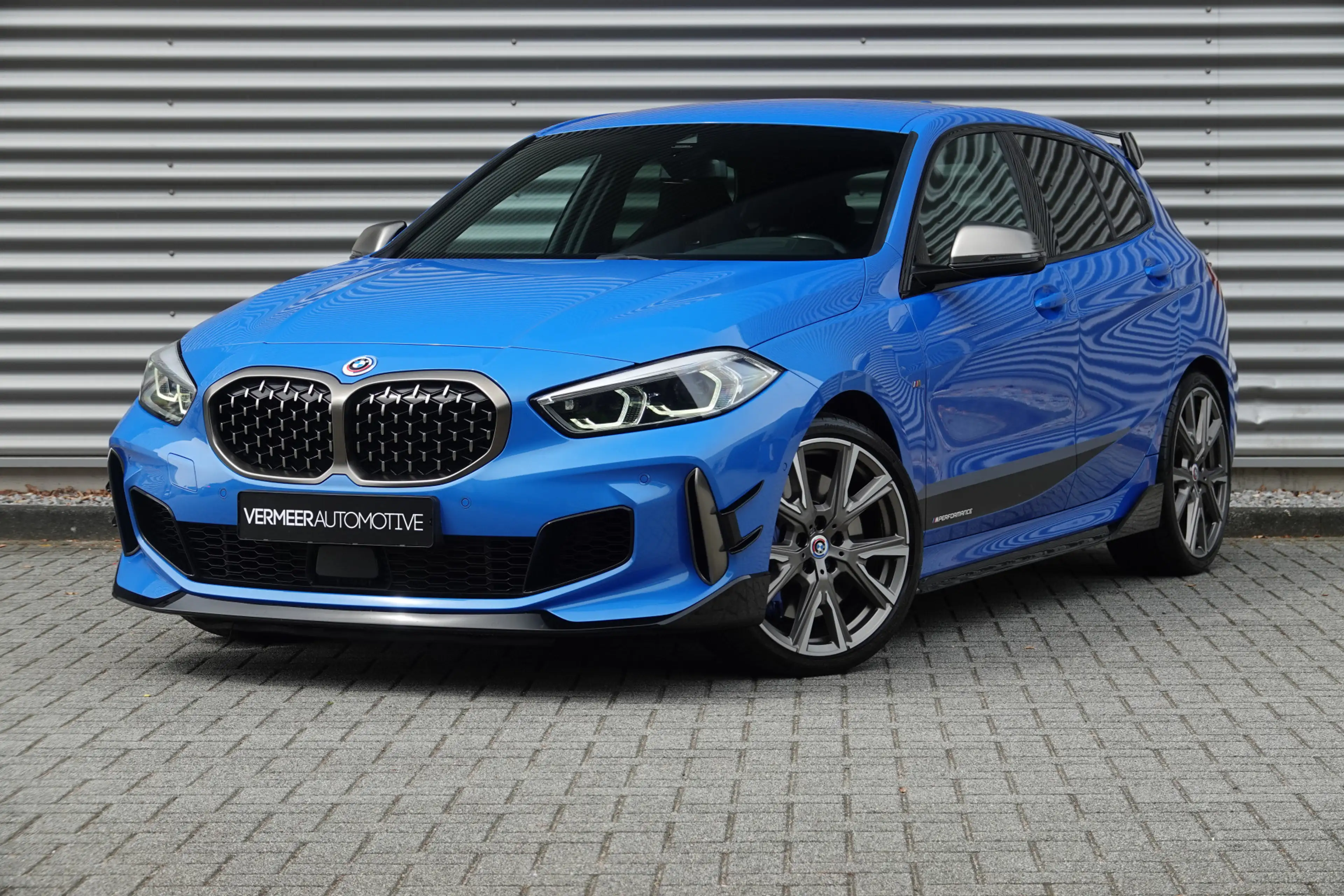 BMW 135 1-serie M135i xDrive High Executive | M Performanc