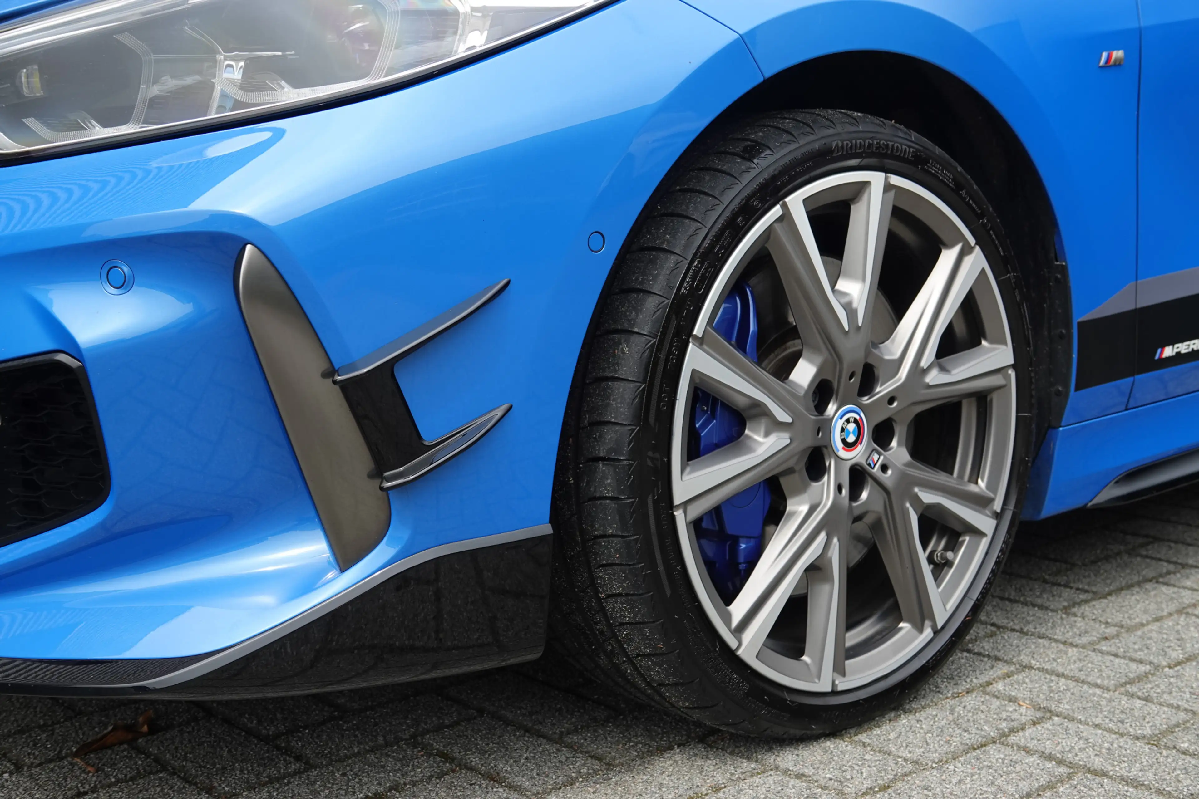 BMW 135 1-serie M135i xDrive High Executive | M Performanc — photo 12