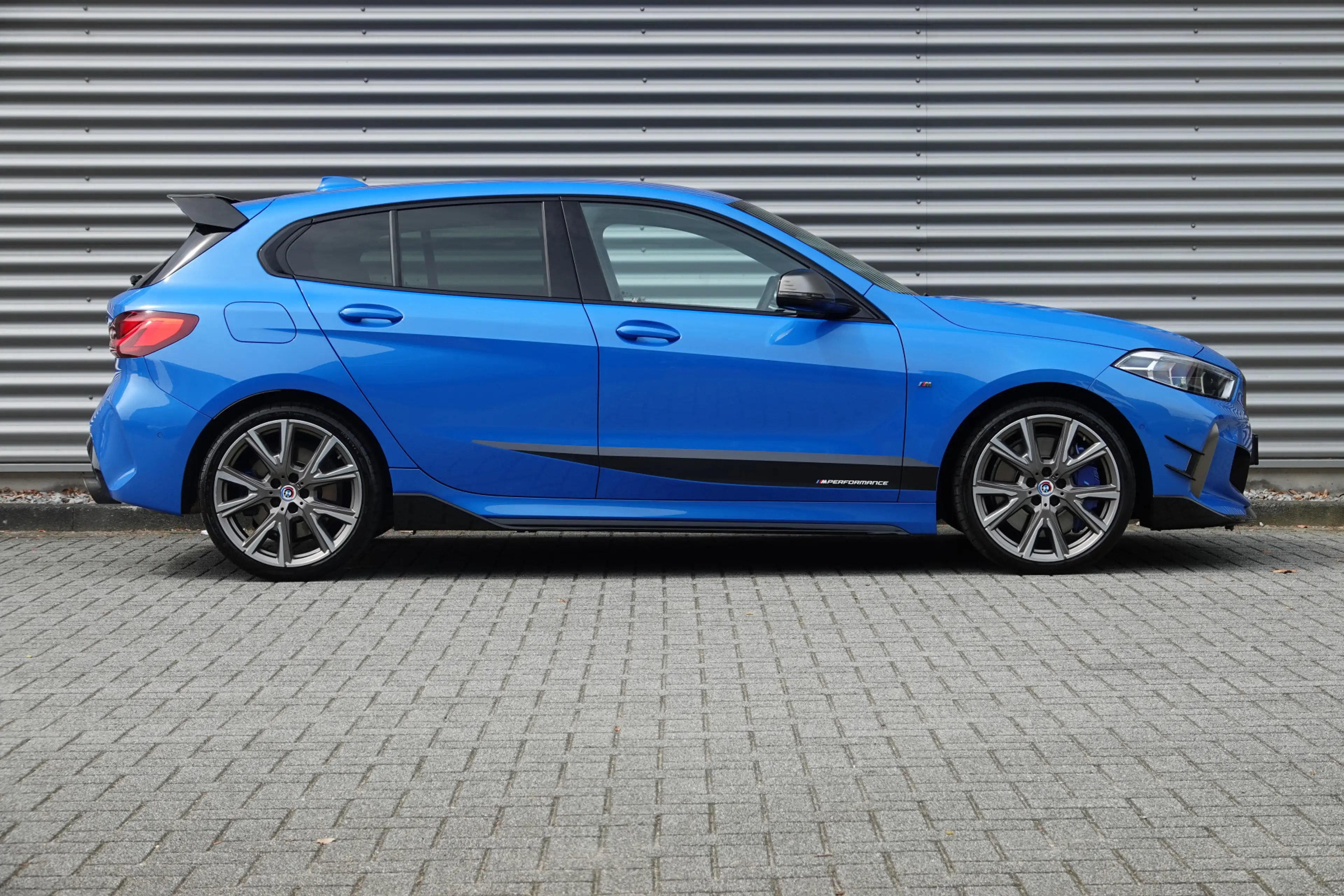 BMW 135 1-serie M135i xDrive High Executive | M Performanc — photo 19