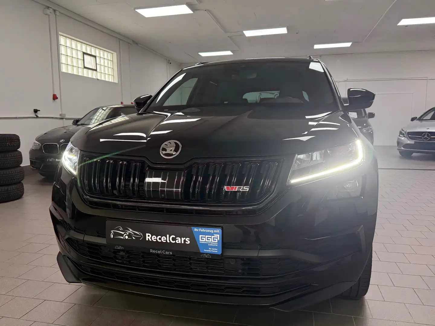 Skoda Kodiaq RS*4x4*Bi-TDI*AHK*7-SITZER*CANTON*DSG*VIRTUAL*ACC* Schwarz - 1