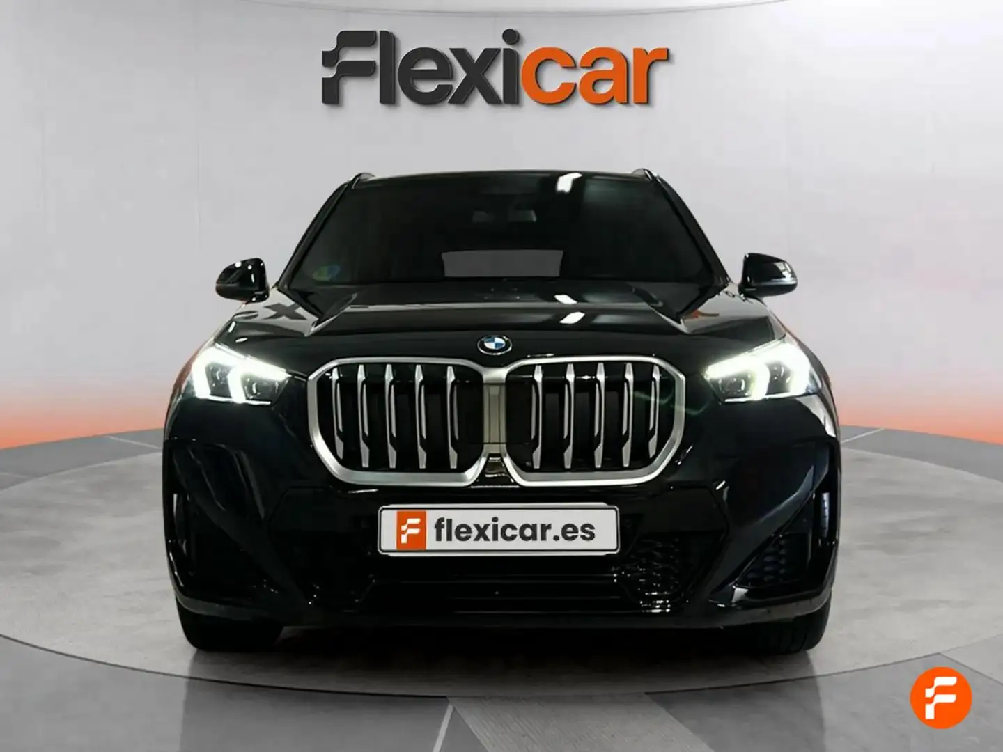 BMW X1 xDrive20d Schwarz - 2