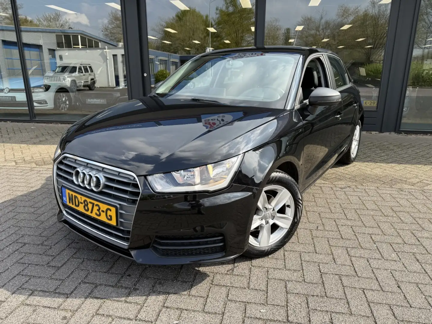 Audi A1 Sportback 1.0 TFSI Sport Pro L Negro - 1