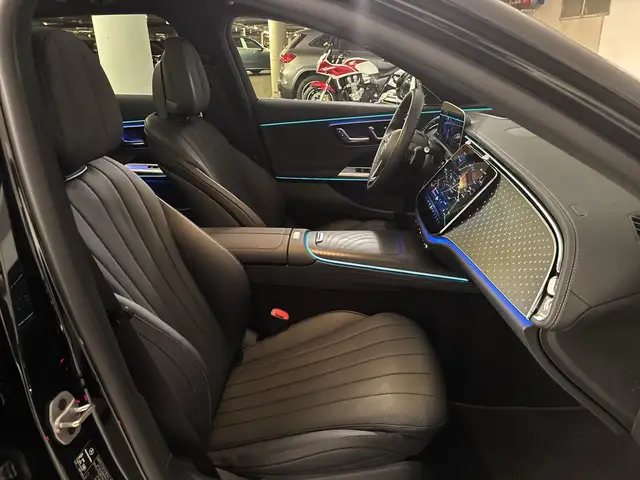 Mercedes-Benz E 450 d 4MATIC T-Modell Totw LED Distr PTS  Pano Ansicht 17