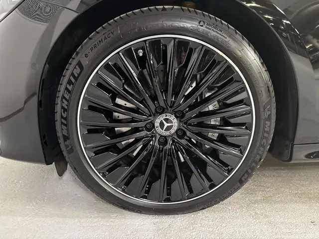 Mercedes-Benz E 450 d 4MATIC T-Modell Totw LED Distr PTS  Pano Ansicht 14