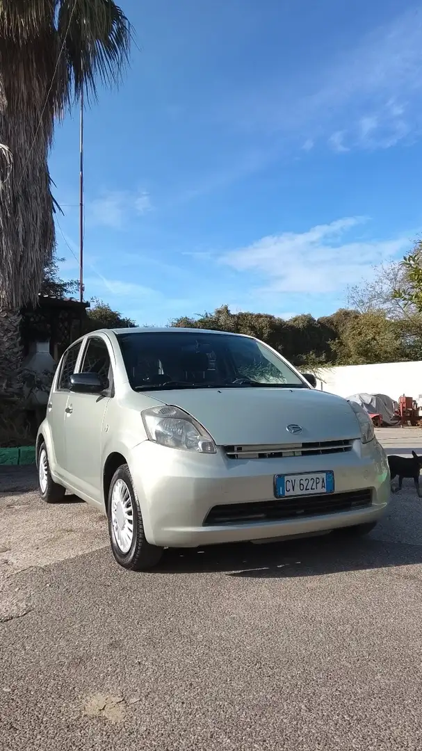 Daihatsu Sirion 1.0 12v CX - 2