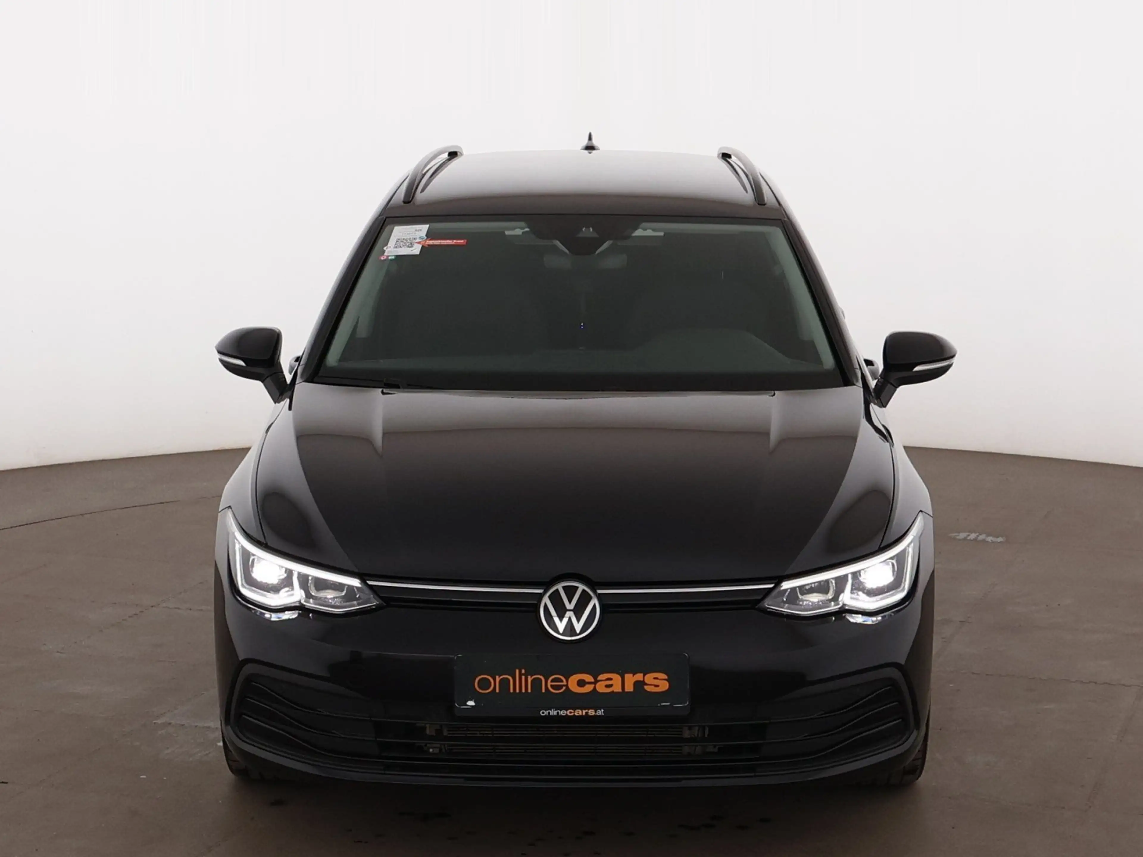 Volkswagen Golf Variant Golf VIII Variant 2.0 TDI Life Aut LED RADAR NAVI — photo 4