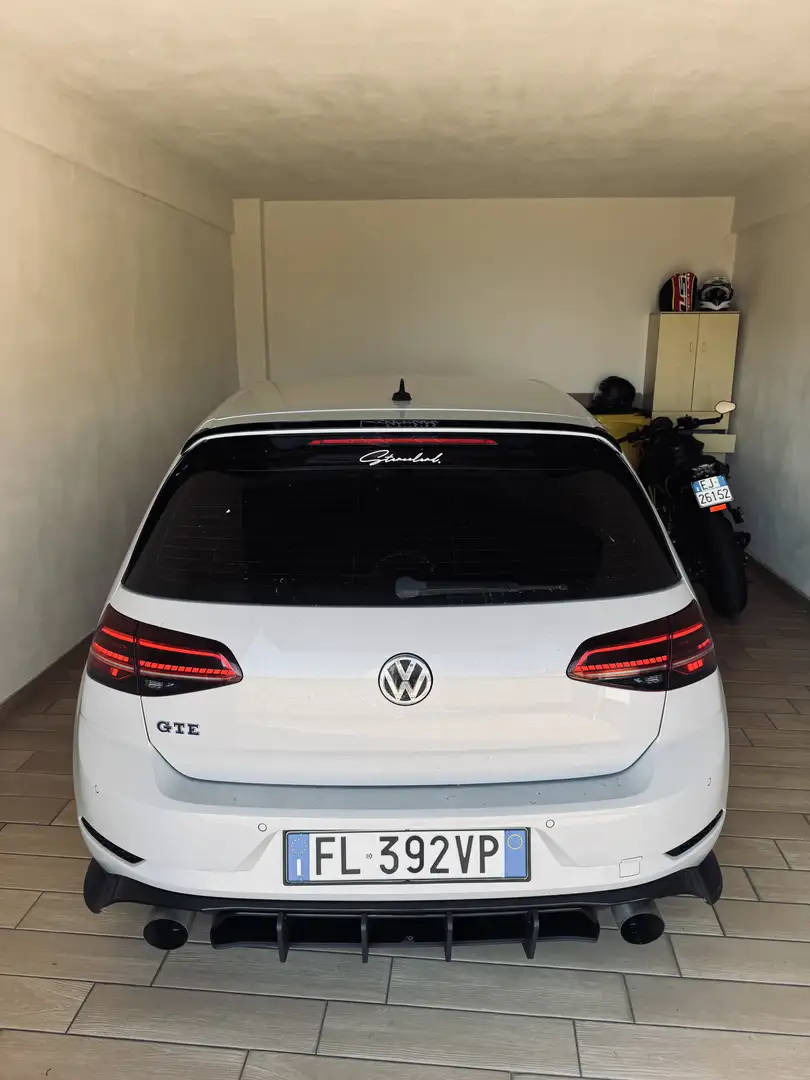 Volkswagen Golf GTE - 2