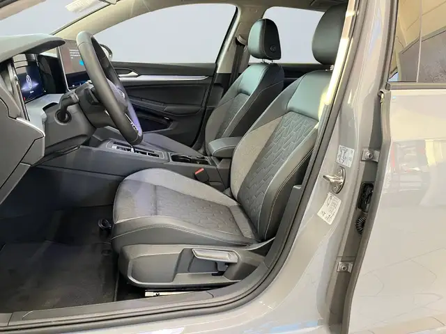 Volkswagen Golf view 7