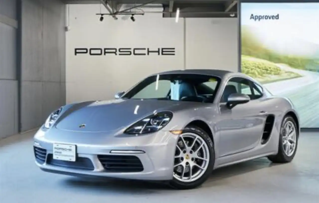 Porsche 718 Cayman снимка Porsche 718 Cayman