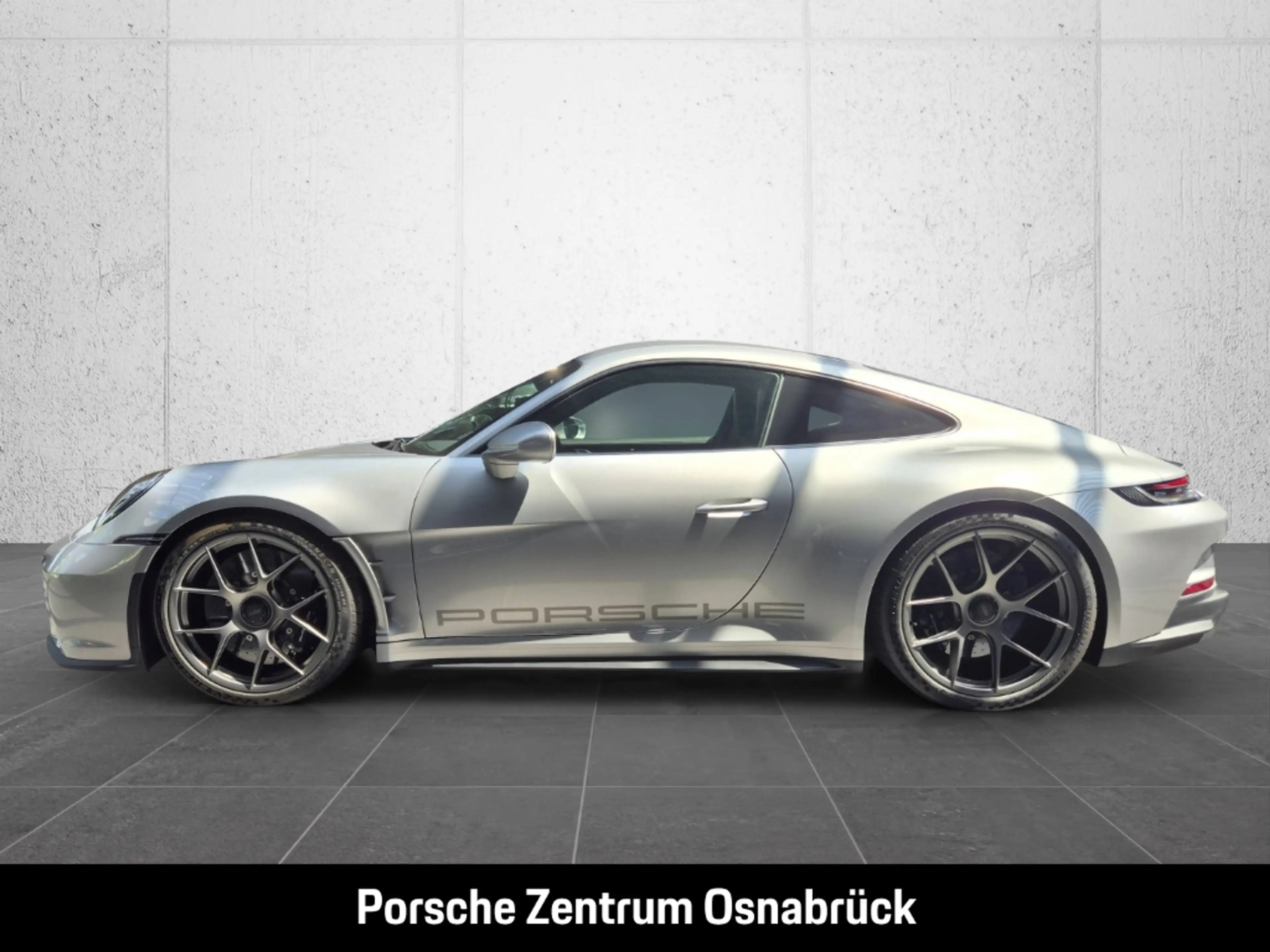 Porsche 992 (911) S T — photo 2