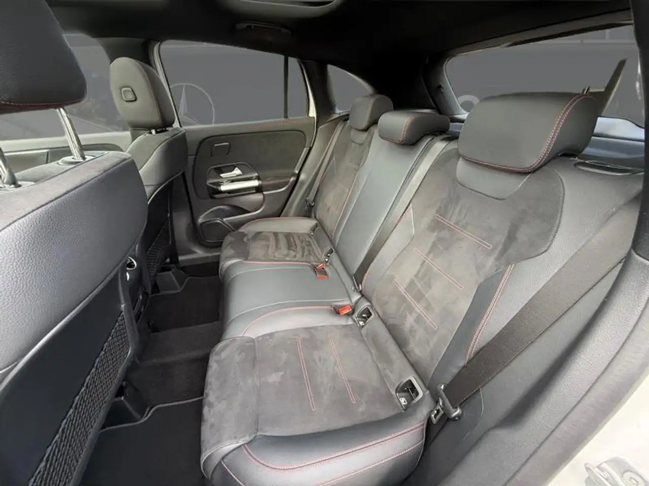 Mercedes-Benz GLA d AMG Line, миниатюра 19