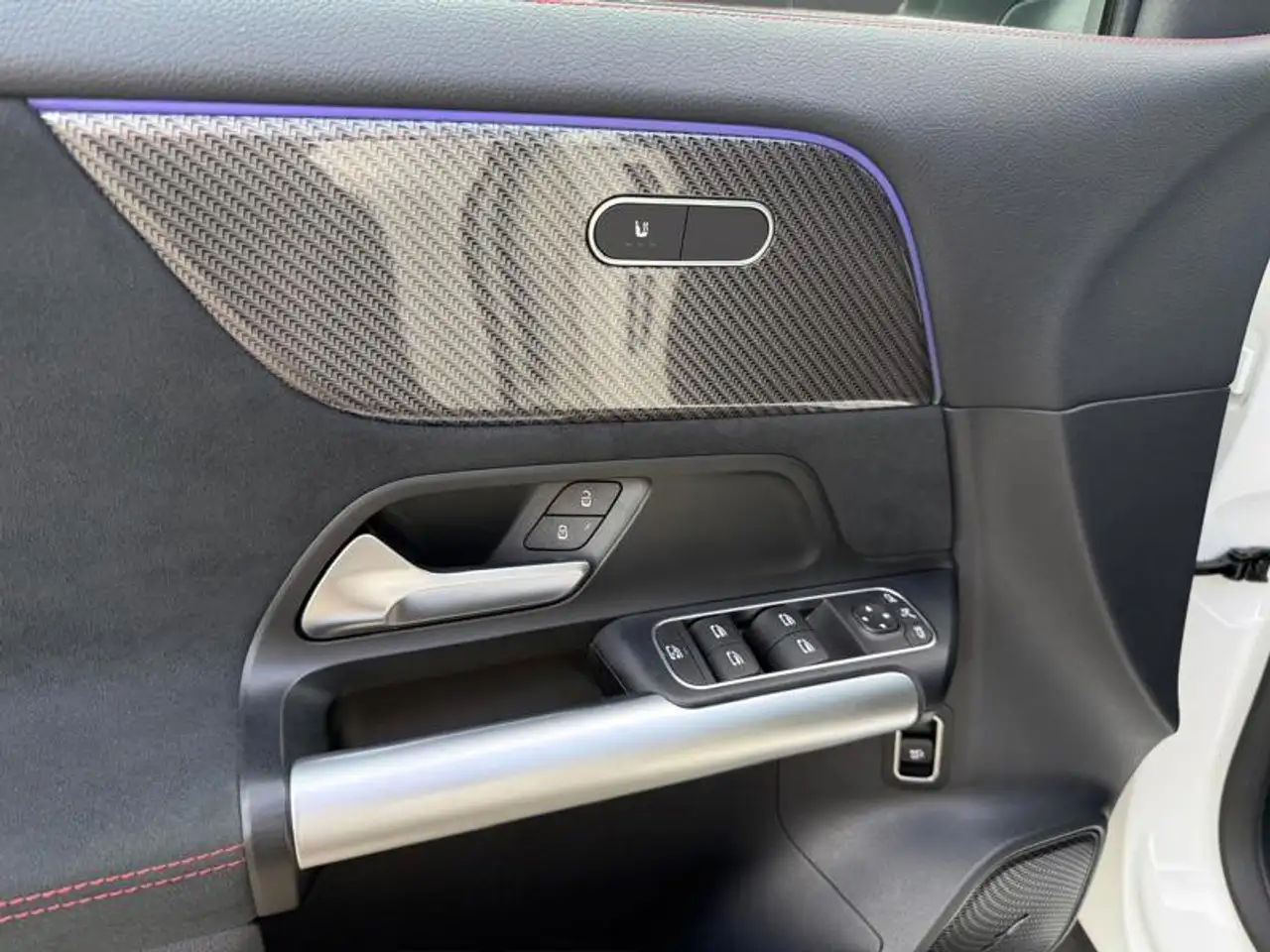 Mercedes-Benz GLA d AMG Line, миниатюра 9