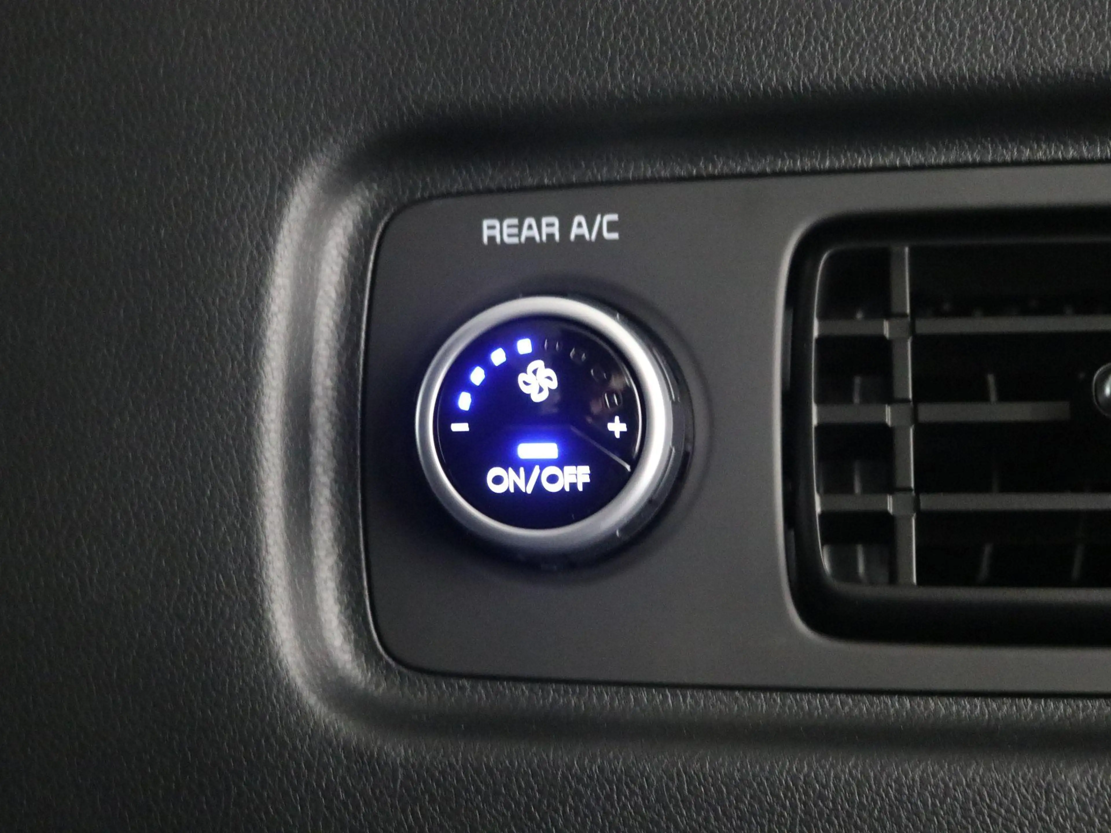 Hyundai SANTA FE 1.6 T-GDI PHEV Comfort Smart 4WD 7p / 7 persoons / — photo 20