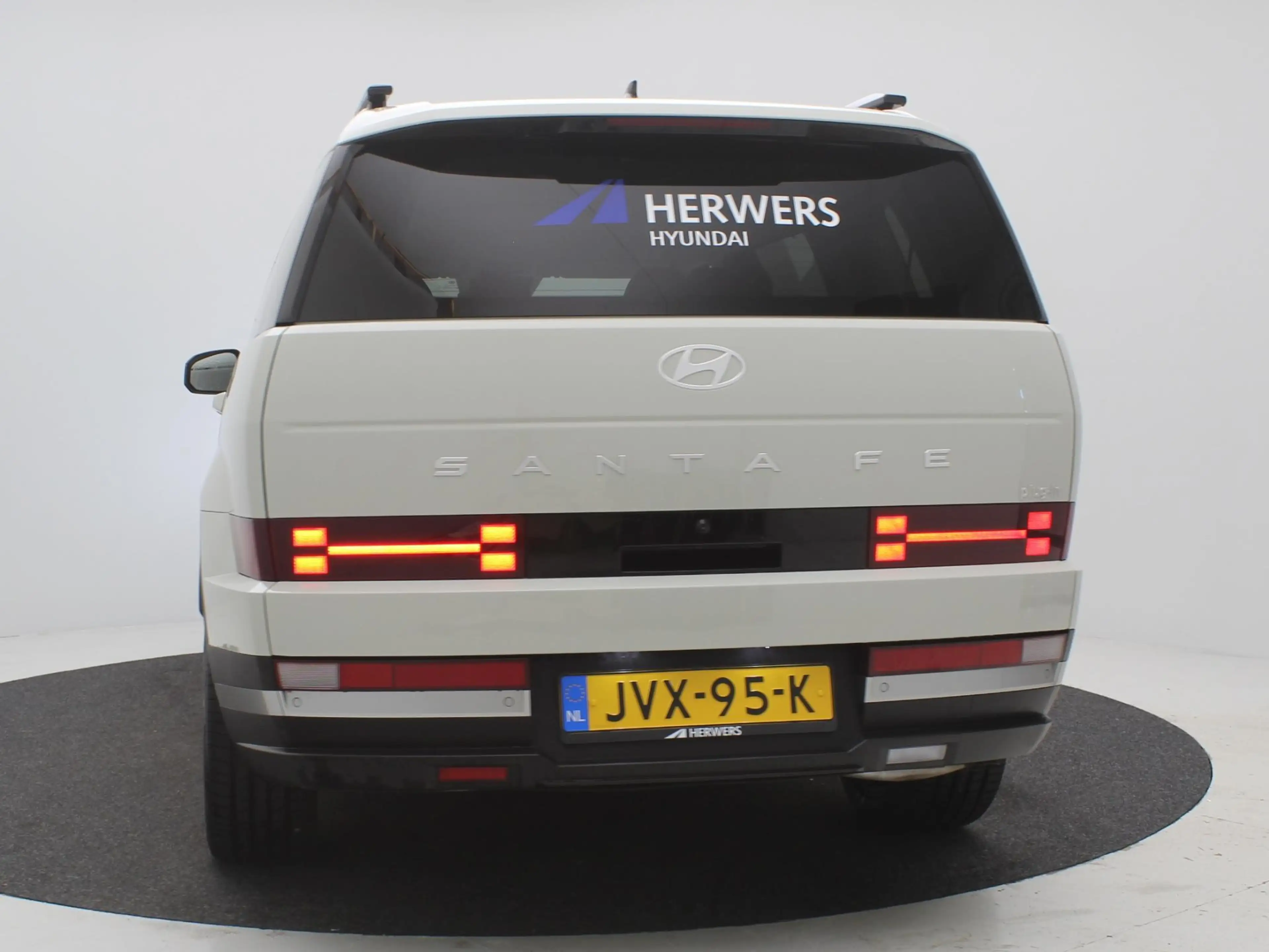 Hyundai SANTA FE 1.6 T-GDI PHEV Comfort Smart 4WD 7p / 7 persoons / — photo 49