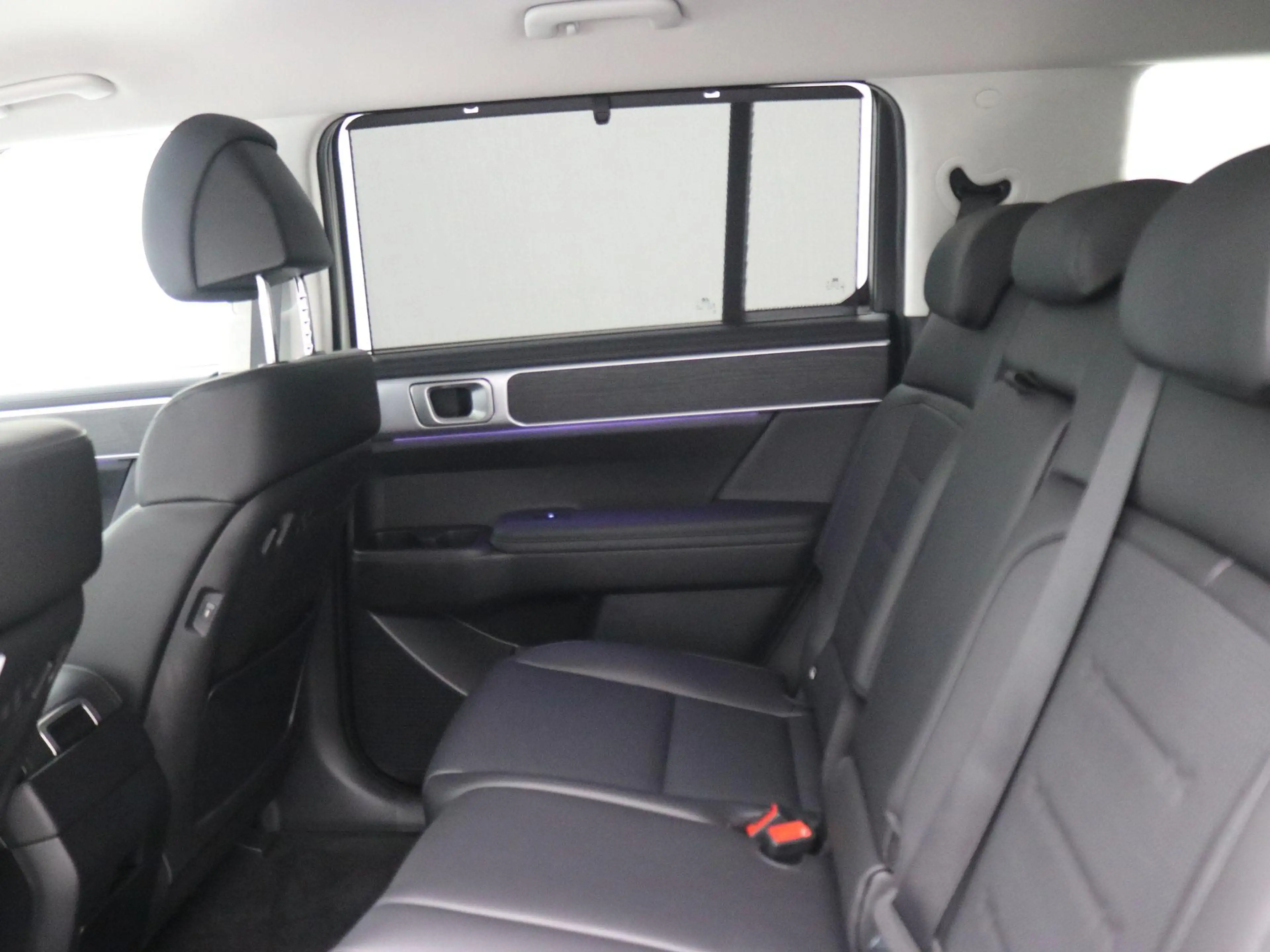 Hyundai SANTA FE 1.6 T-GDI PHEV Comfort Smart 4WD 7p / 7 persoons / — photo 5