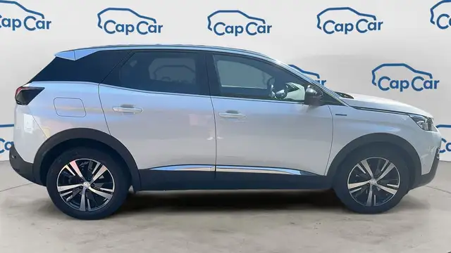 Peugeot 3008 view 4