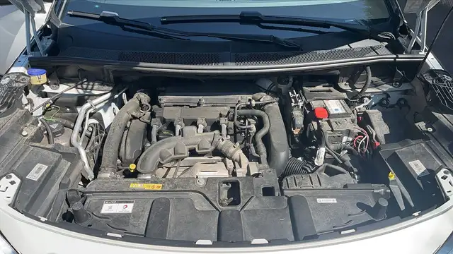 Peugeot 3008 view 15
