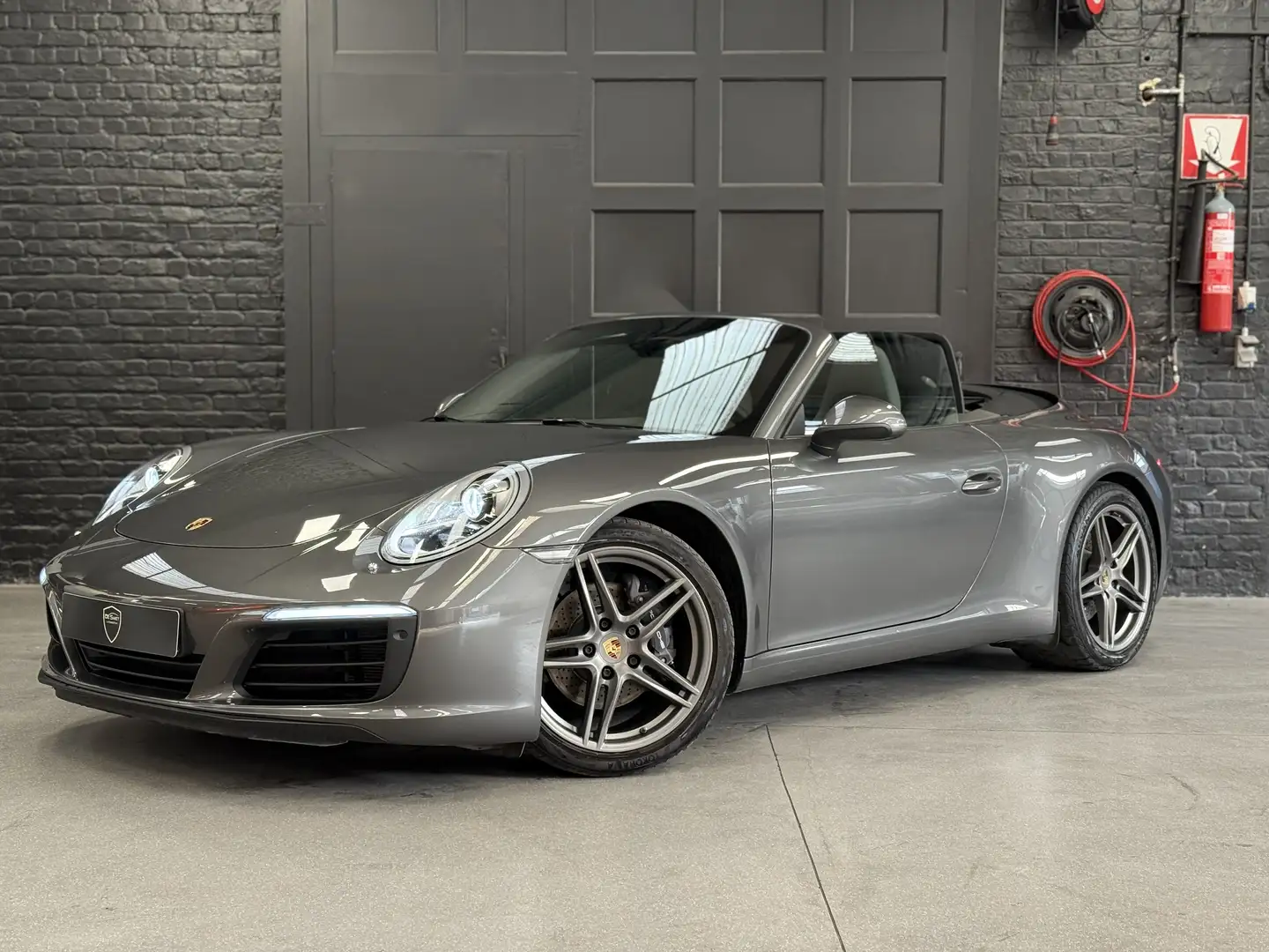 Porsche 991 911 Carrera Cabriolet PDK #26000km!! #sportuitlaat Grijs - 2