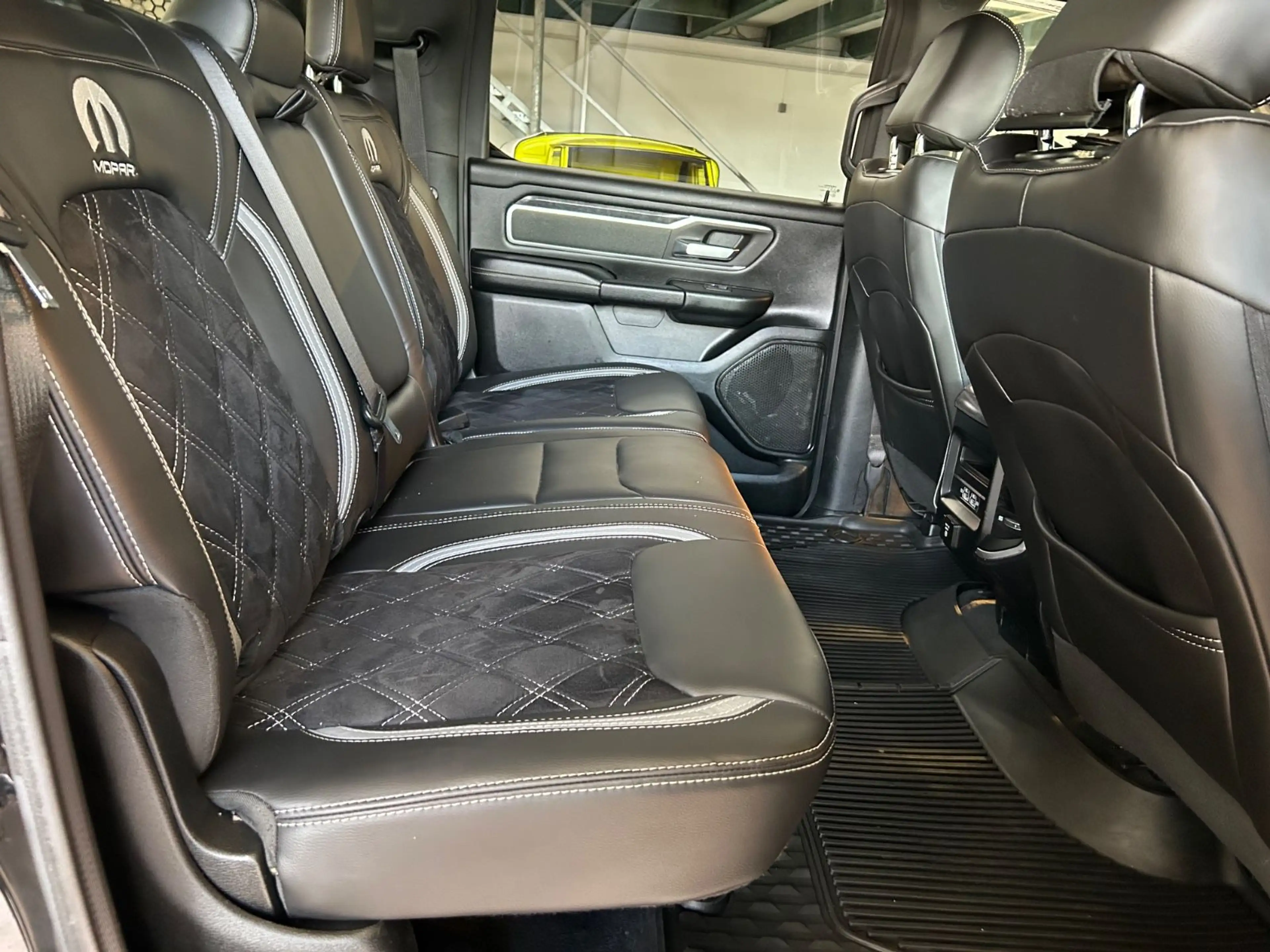 Dodge RAM 5.7 V8 1500 HEMI E TORQUE BIGHORN/AHK/4x4/ — photo 15