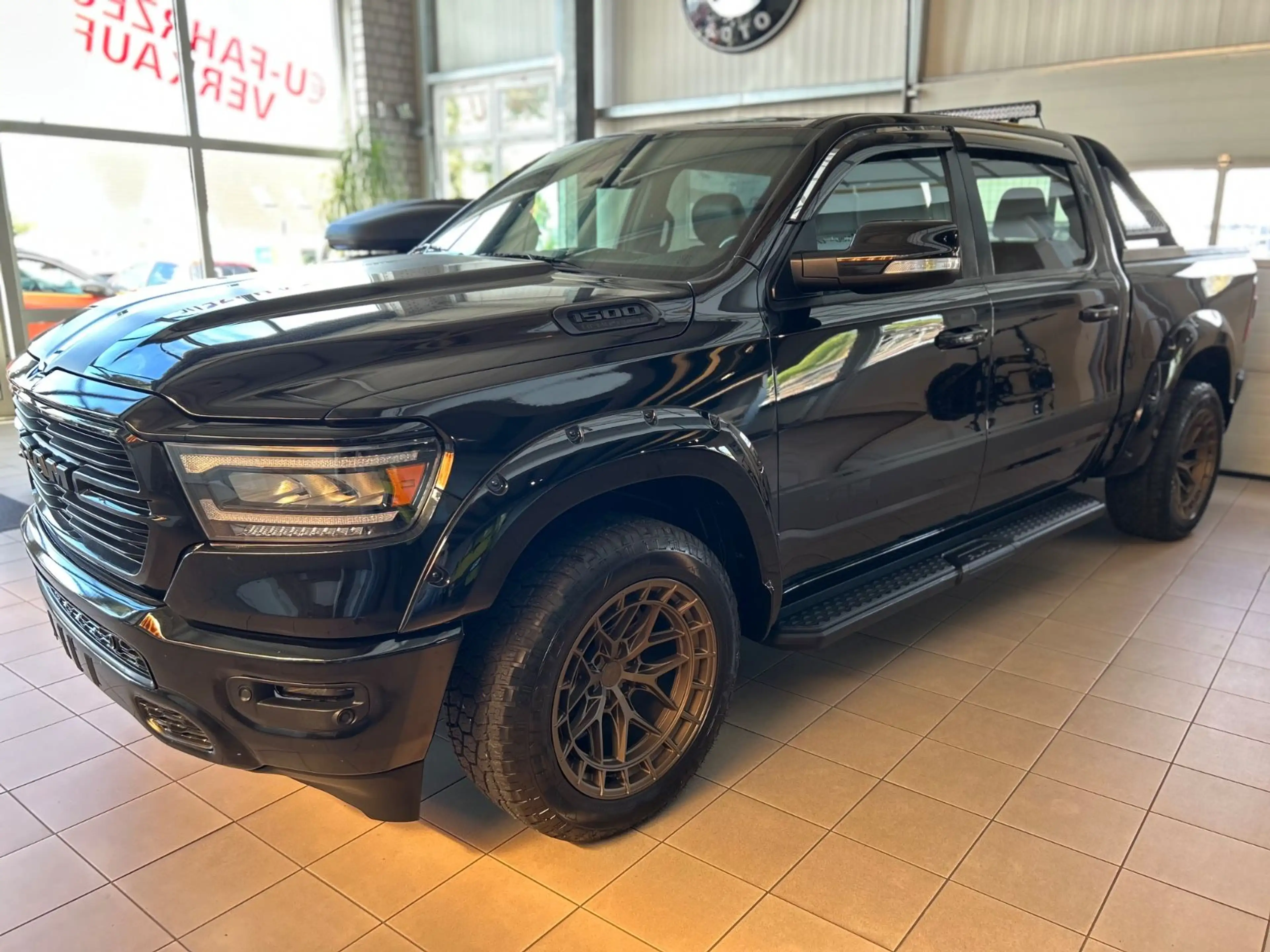 Dodge RAM 5.7 V8 1500 HEMI E TORQUE BIGHORN/AHK/4x4/ — photo 4