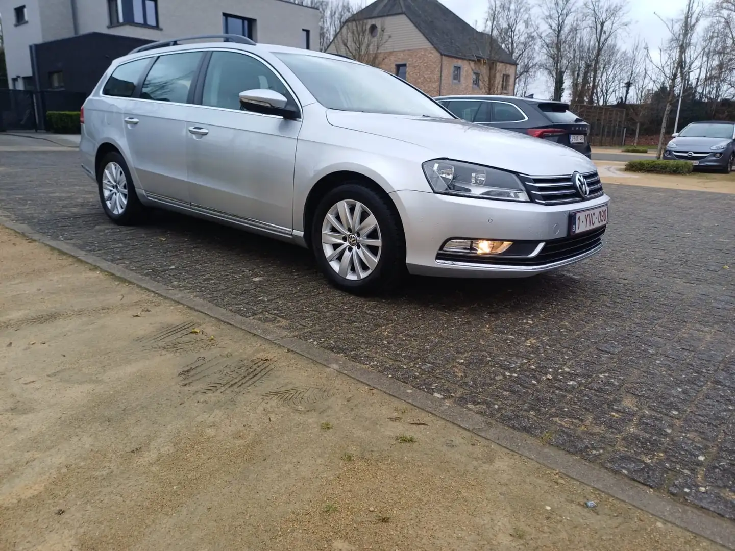 Volkswagen Passat Variant Passat Variant 1.6 TDI BlueMotion Zilver - 2