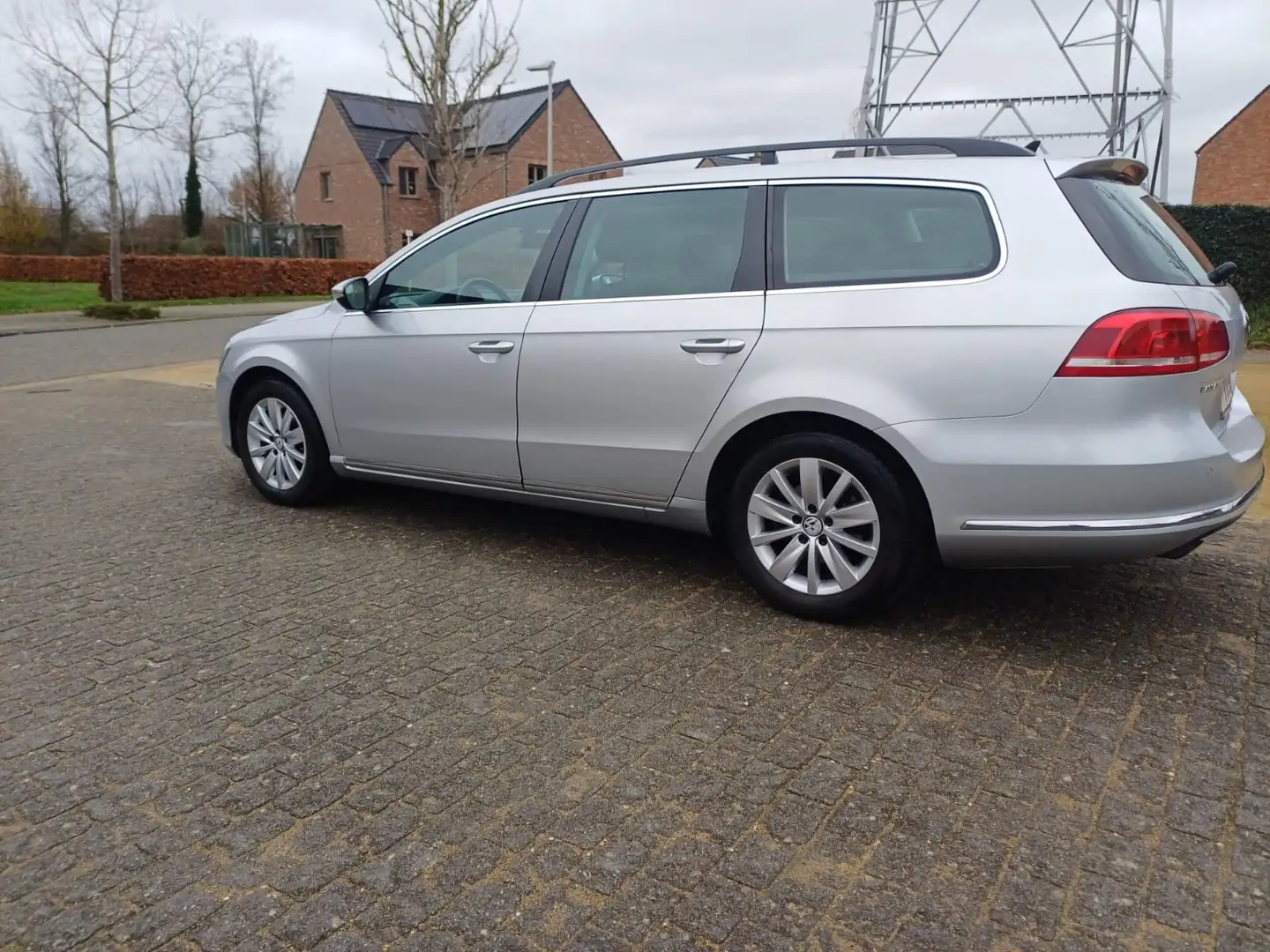Volkswagen Passat Variant Passat Variant 1.6 TDI BlueMotion Zilver - 1