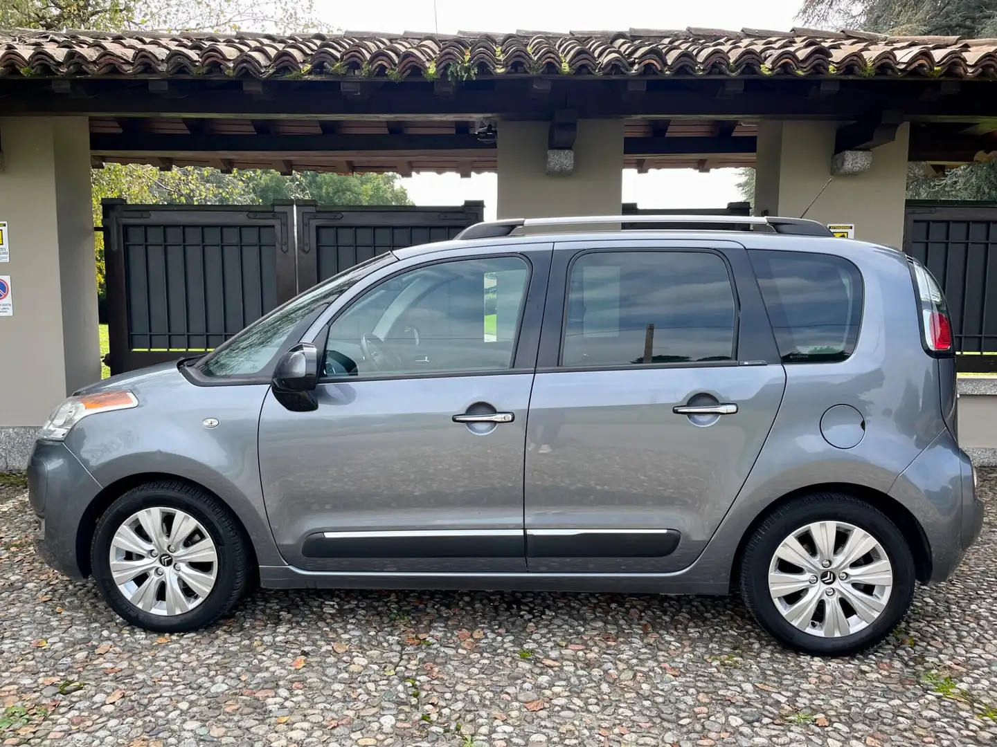Citroen C3 Picasso C3 Picasso 1.6 VTi 120 Exclusive Style Grigio - 2