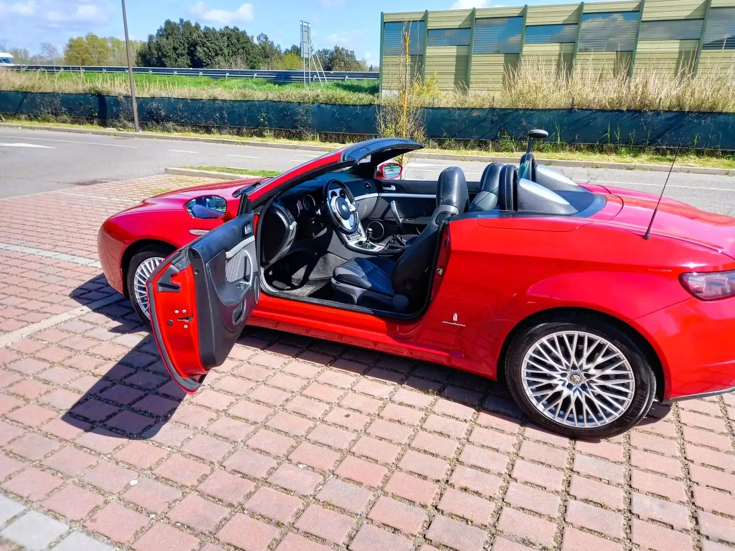 Alfa Romeo Spider 200 cavali Rosso - 2