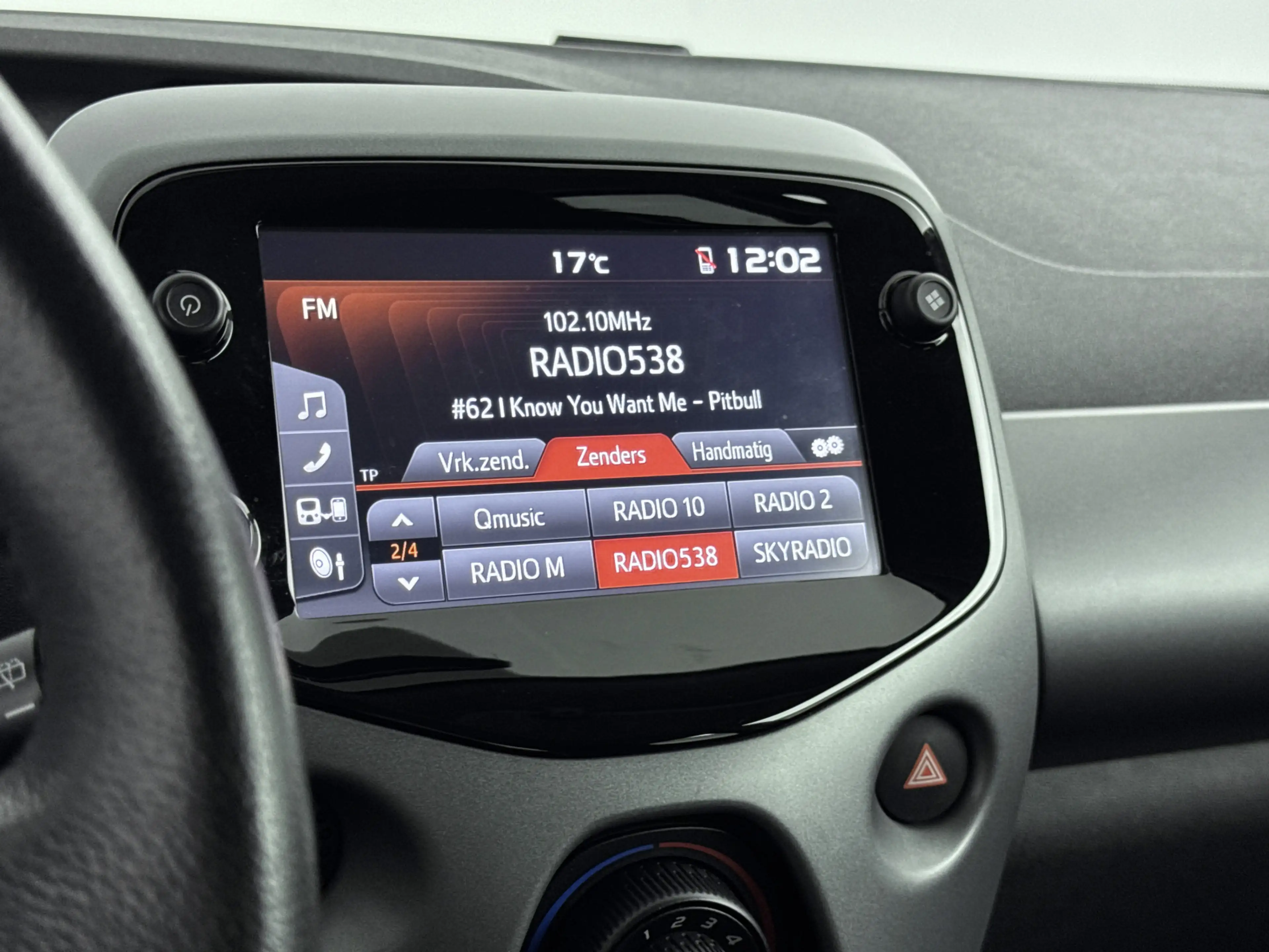 Toyota Aygo 1.0 VVT-i x-play | Apple Carplay-Android Auto | Pa — photo 7