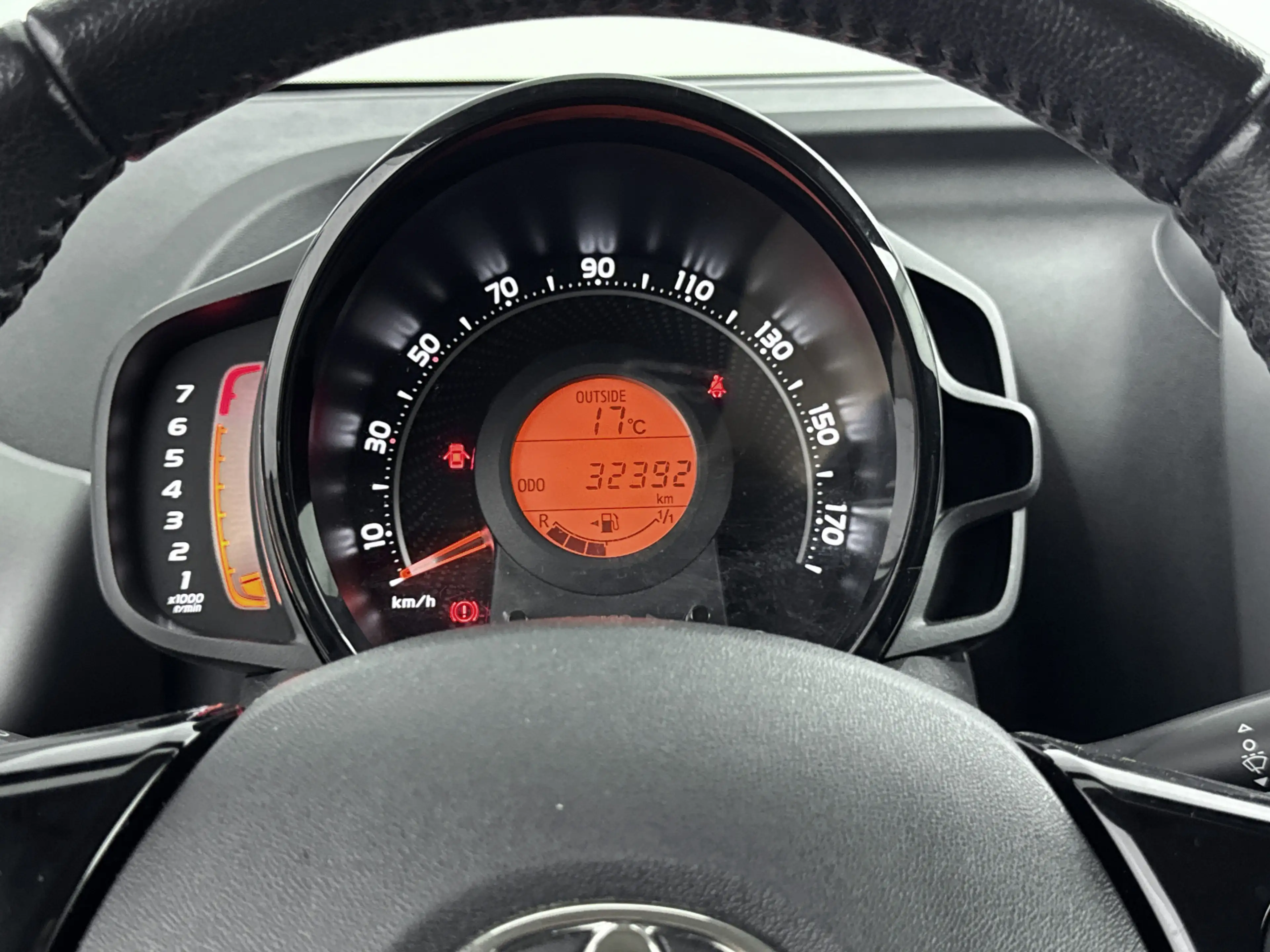 Toyota Aygo 1.0 VVT-i x-play | Apple Carplay-Android Auto | Pa — photo 5
