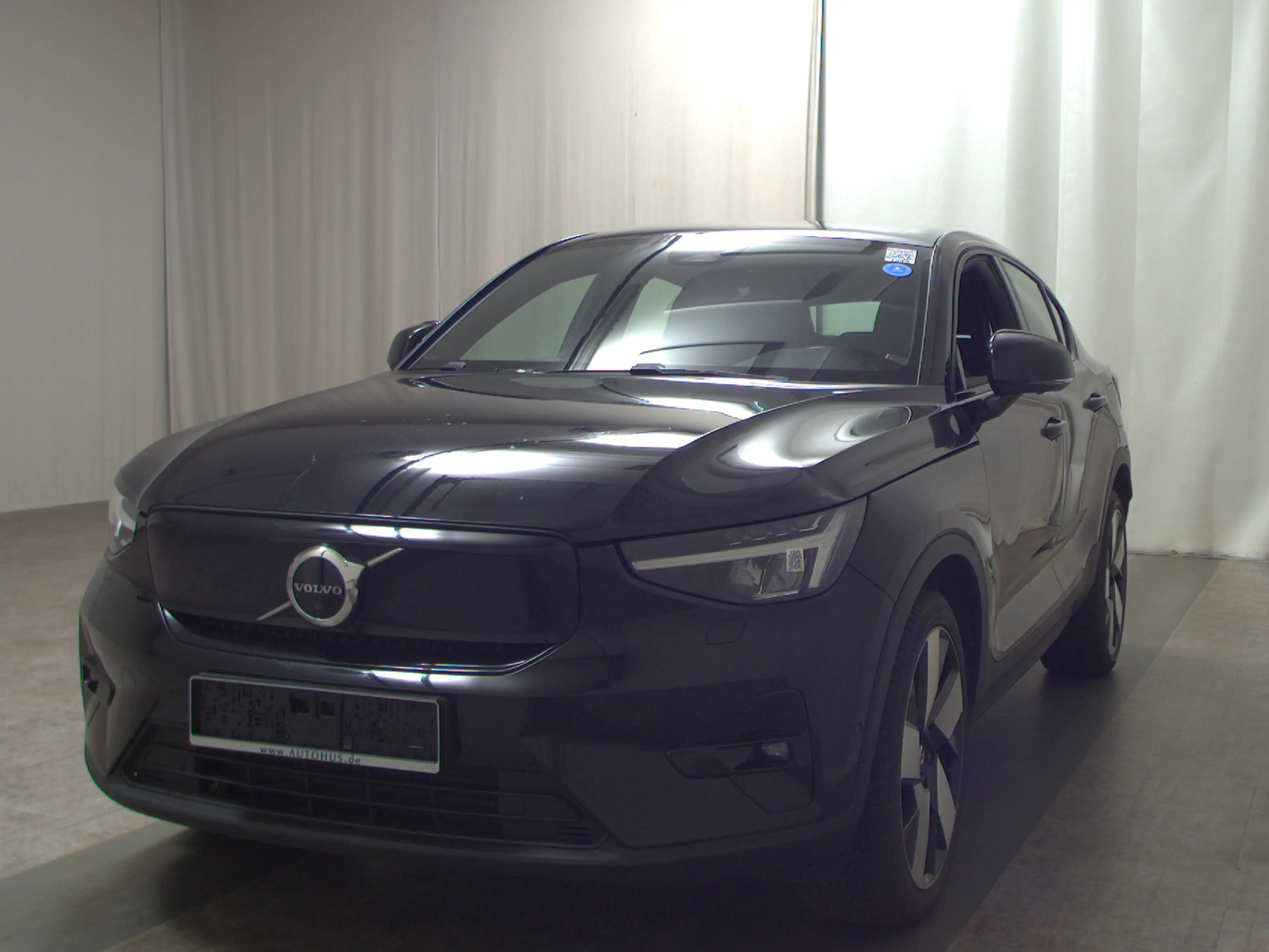 Volvo C40 C40 NAVI KLIMAAUT LED MFL SHZ HUD AHK DAB HIFI Pano — photo 2