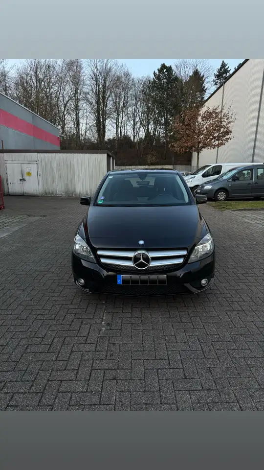 Mercedes-Benz B 250