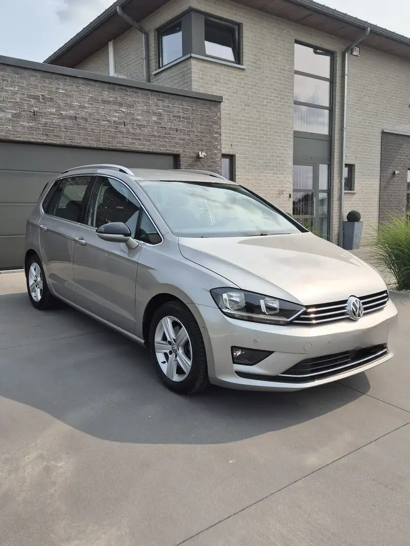 Volkswagen Golf Sportsvan 1.6 TDI/ NAVI / PARK ASSIST - 2