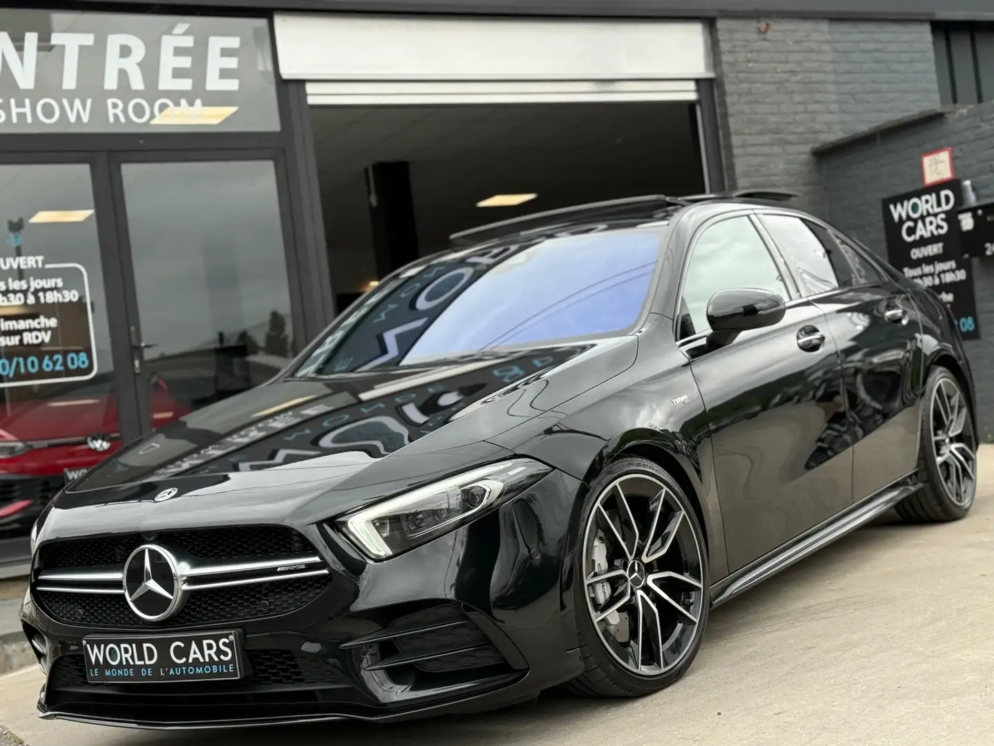 Mercedes-Benz A 35 AMG 4-Matic TOIT PANO HEAD-UP CAM360° LINE AS. FULL Zwart - 1