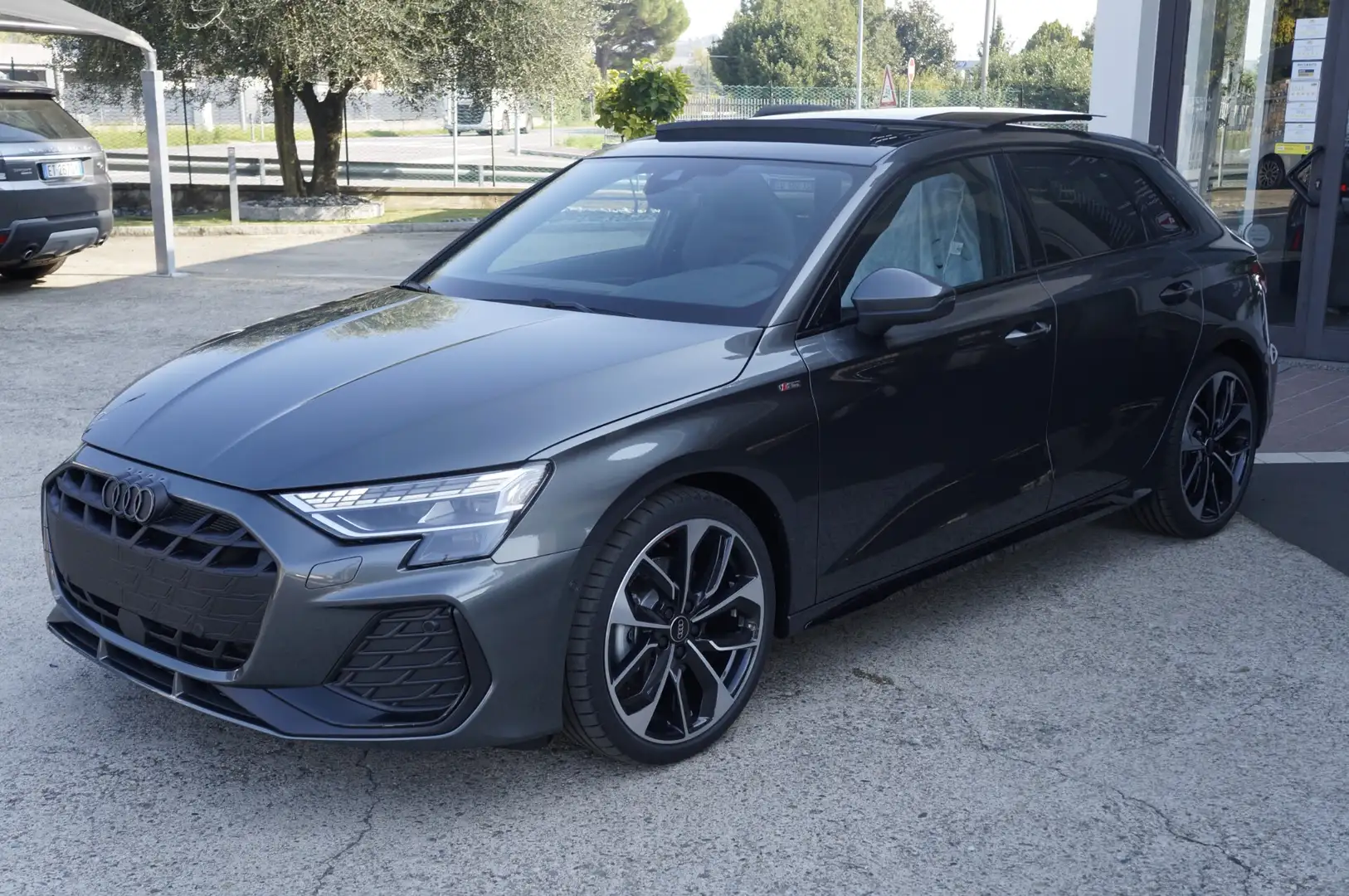 Audi A3 SPB 35 TFSI S tronic S line MATRIX TETTO SONOS 19 Grigio - 1