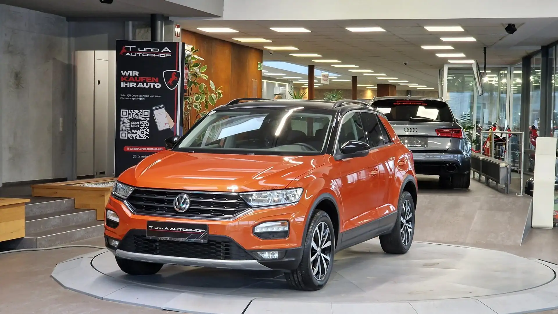 Volkswagen T-Roc 1.0 TSI Design *Winter-Paket*AHK*Carplay*Komfortsi Orange - 1
