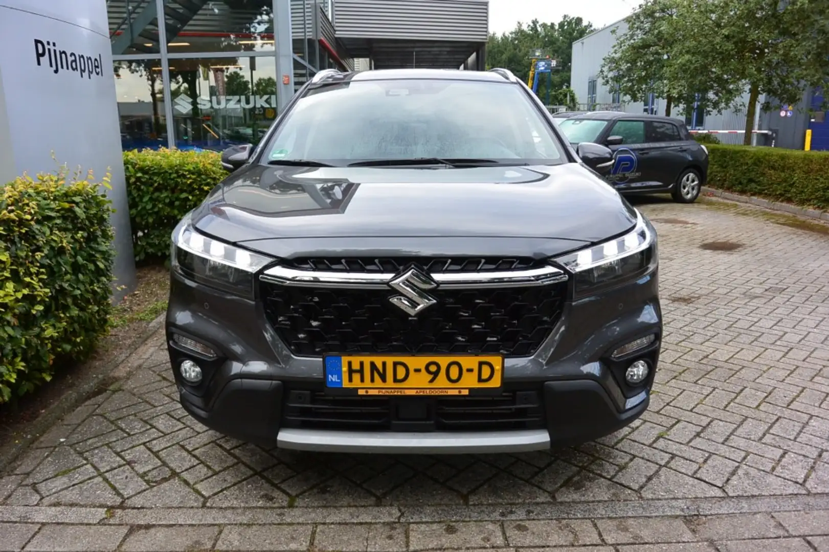 Suzuki SX4 S-Cross 1.4 Style AllGrip (4x4) Smart Hybrid 360 Camera Grey - 2