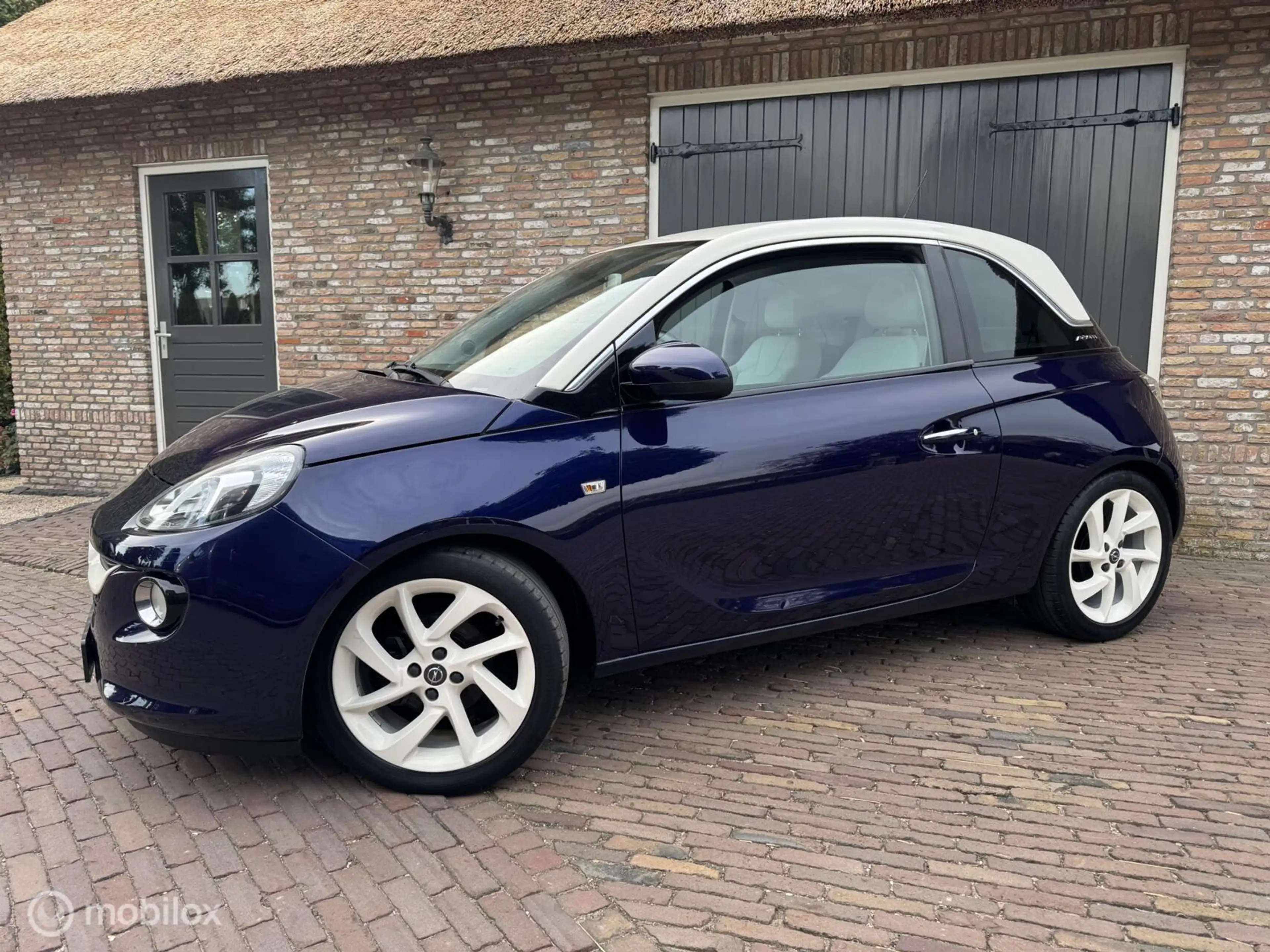 Opel Adam 1.2 - Nieuwe Apk — photo 13