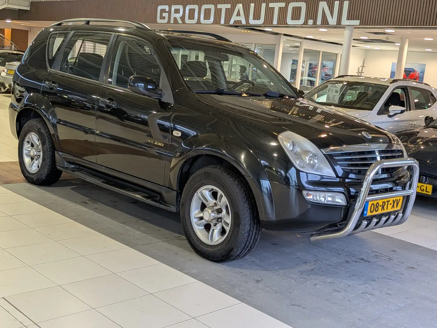 SsangYong Rexton RX 230 Airco, Cruise control, Trekhaak, Stuurbekra Fekete - 1